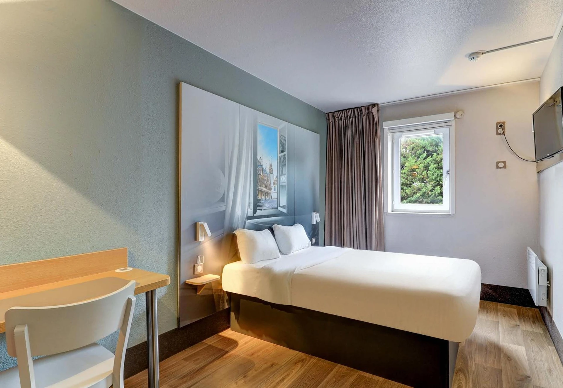 Chambre disponible pour un séminaire d'entreprise à B&B HOTEL Beaune Sud 2 - Clermont-Ferrand