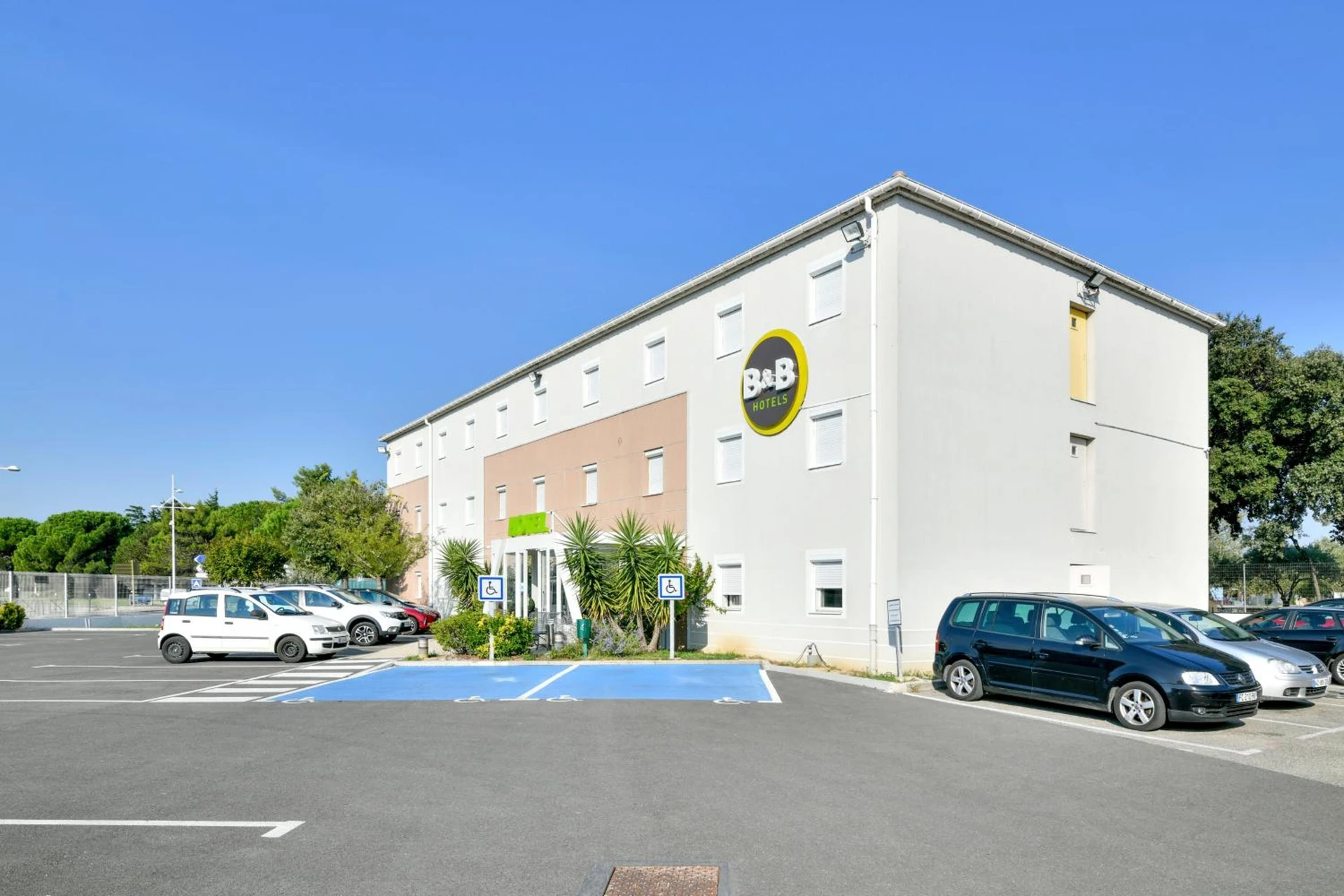 Salle de séminaire à B&B HOTEL Bollène - Organiser un événement professionnel à Magny-les-Hameaux