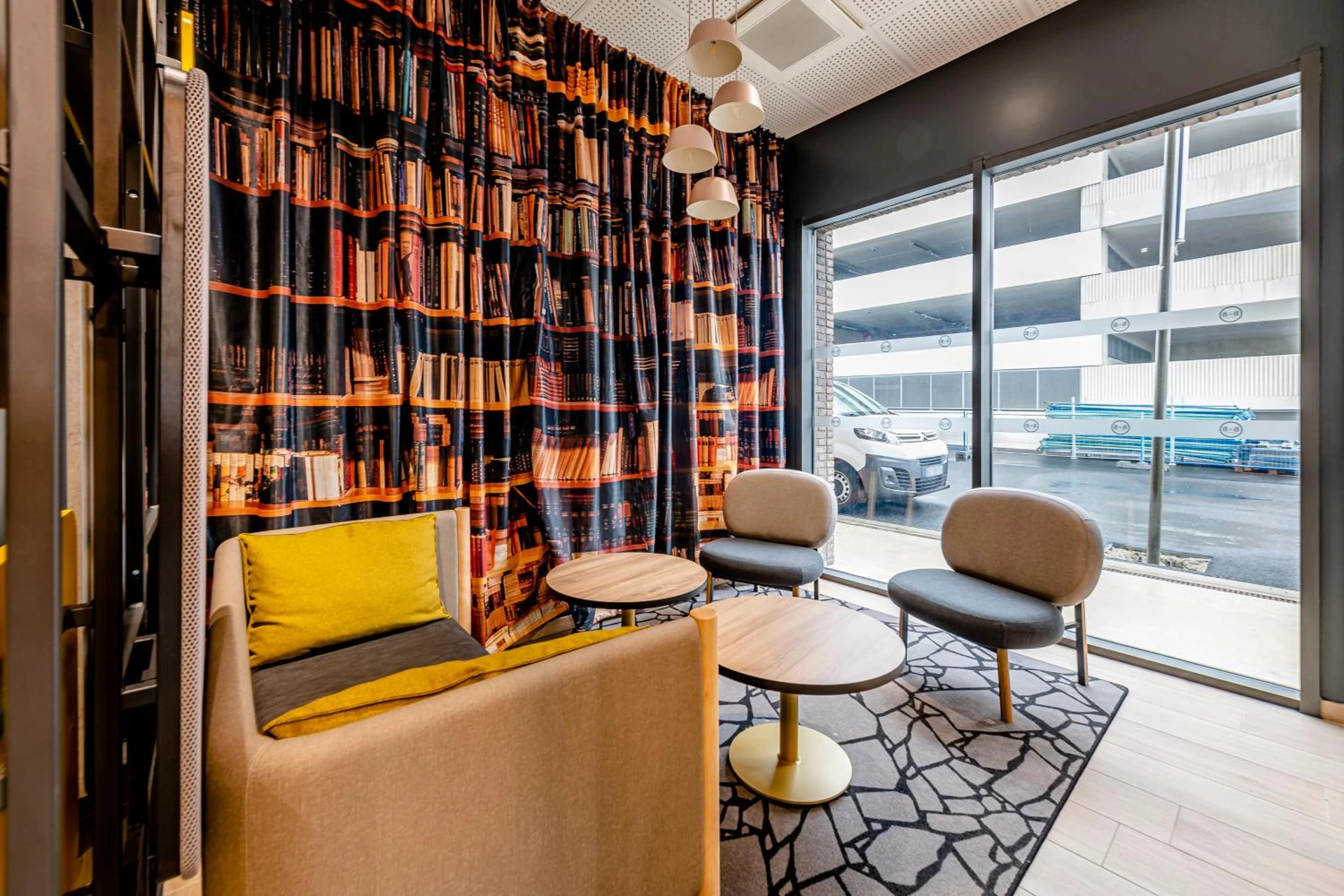 Chambre à B&B HOTEL Bordeaux Bassins à flot - Organiser un séminaire d'entreprise à Bonneuil-sur-Marne