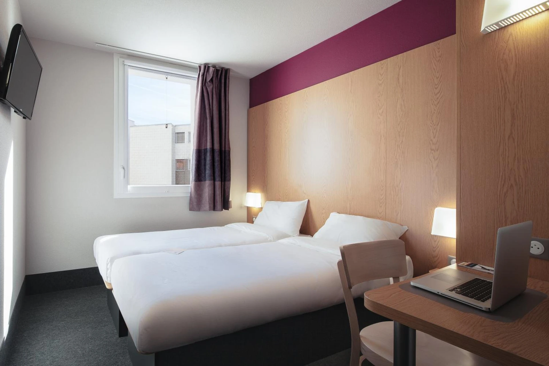 Chambre disponible pour un séminaire d'entreprise à B&B HOTEL Bordeaux Centre Bègles - Créteil