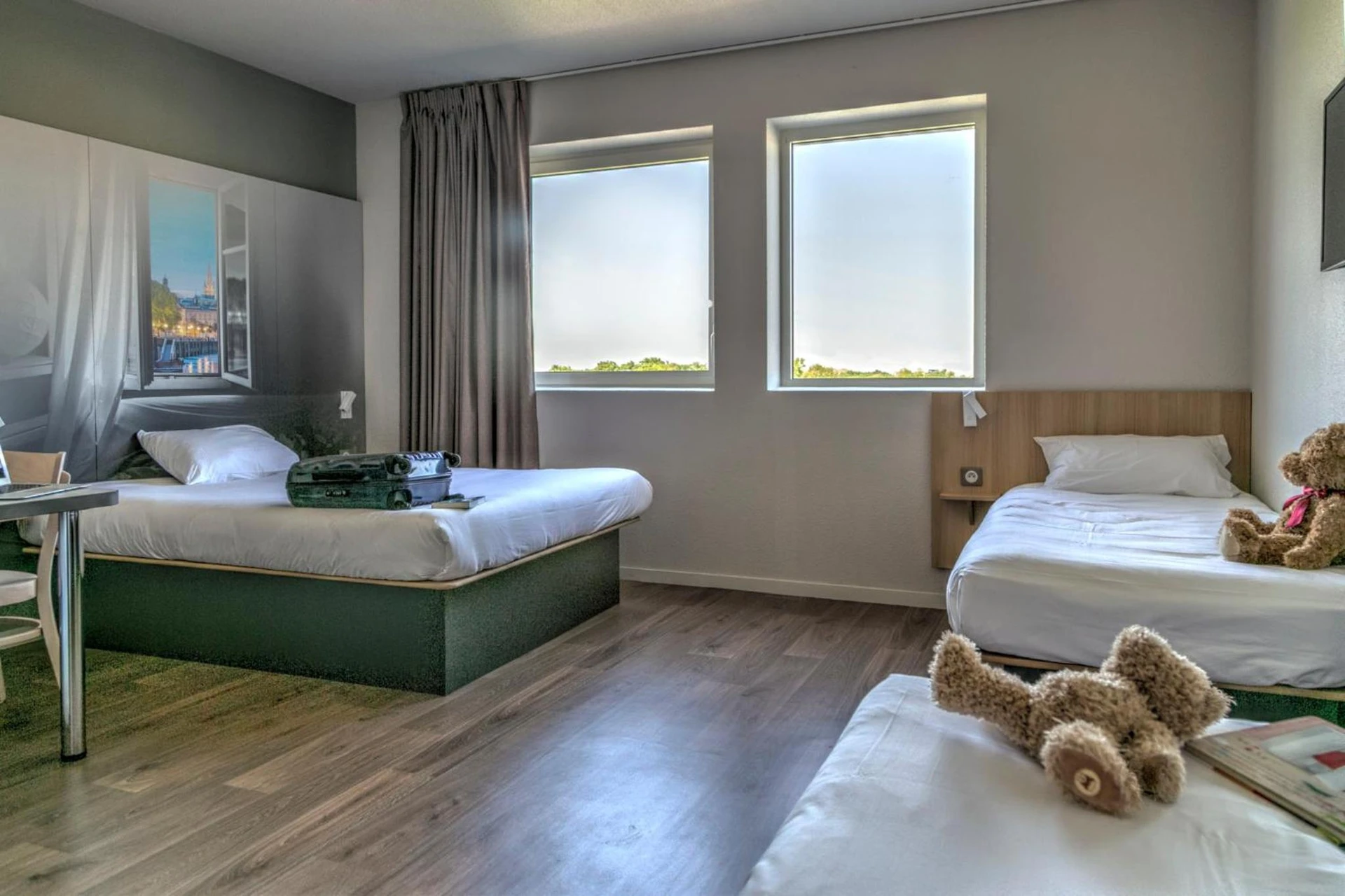 Magnifique chambre pour un séminaire d'entreprise à B&B HOTEL Bordeaux Est 3 étoiles - Deauville