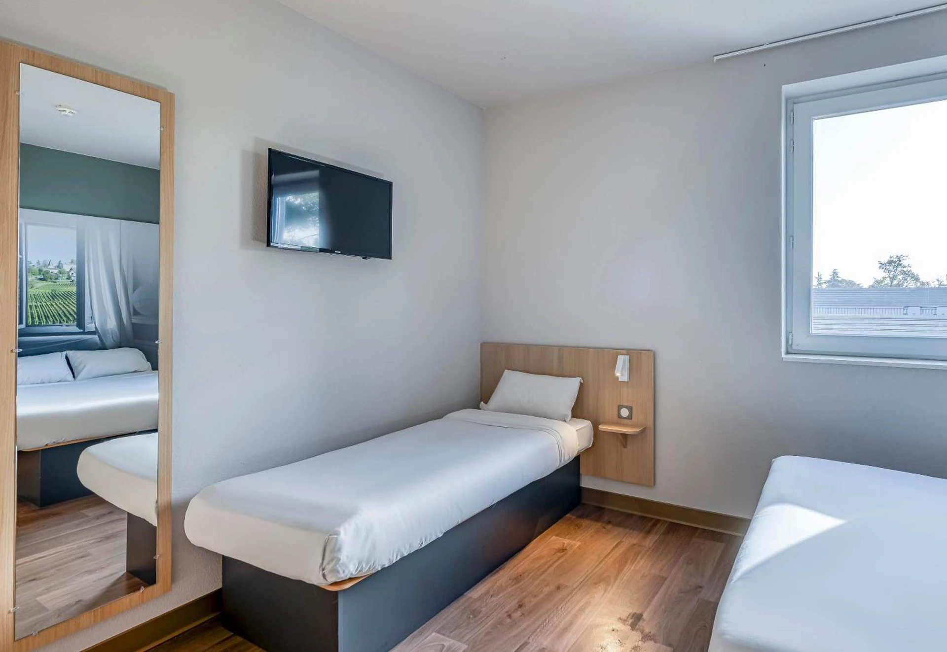 Magnifique chambre pour un séminaire d'entreprise à B&B HOTEL Bordeaux Langon - Saint-Avold