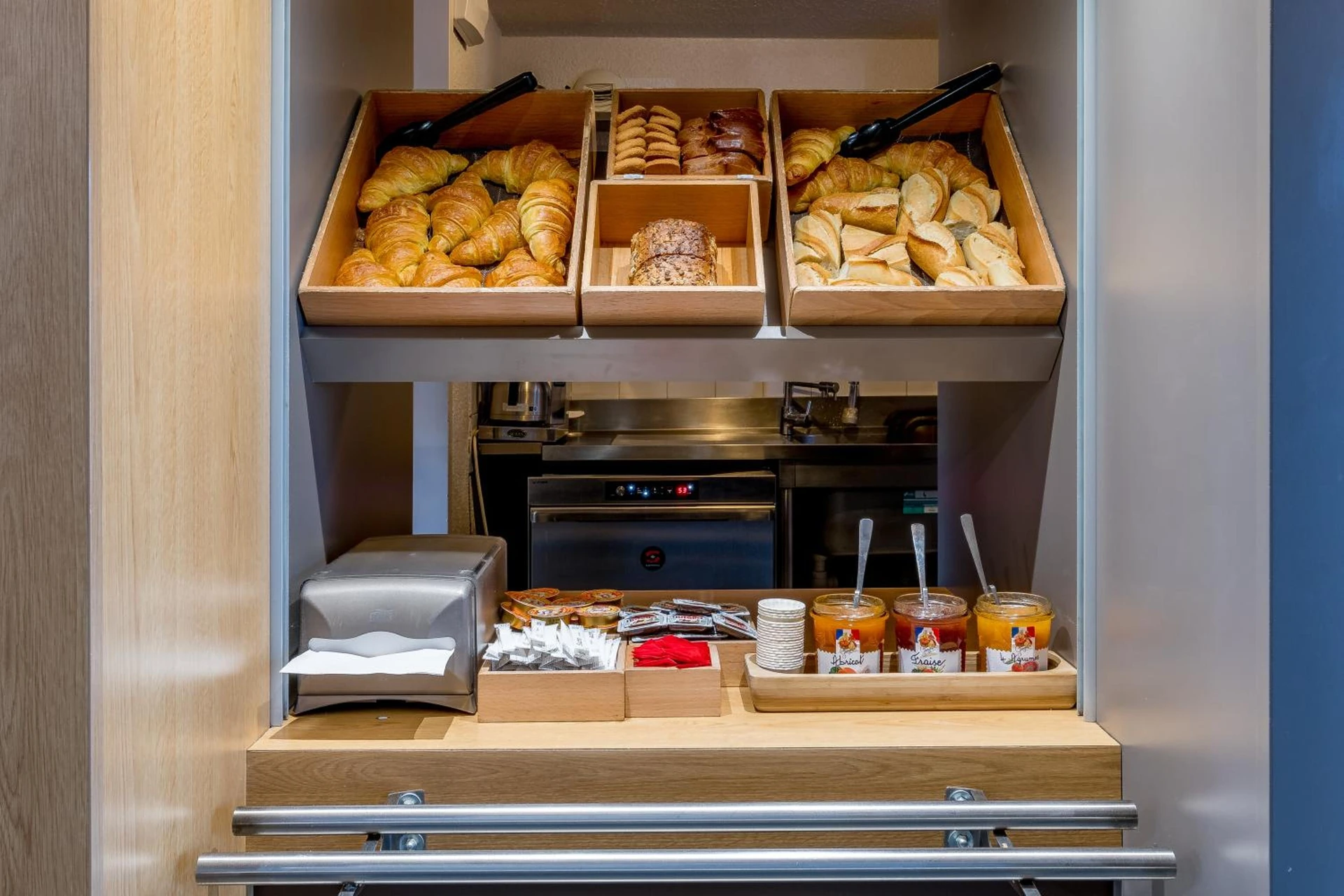Lieu convivial pour un séminaire d'entreprise à B&B HOTEL Bordeaux Lormont - Dijon - En savoir plus 
