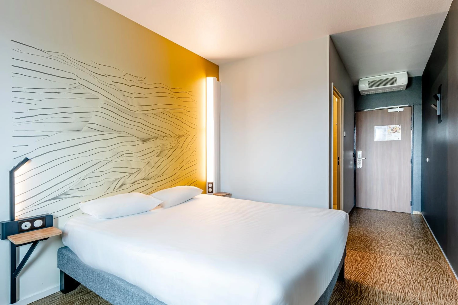 Magnifique chambre pour un séminaire d'entreprise à B&B HOTEL Bordeaux Talence - Saint-Apollinaire