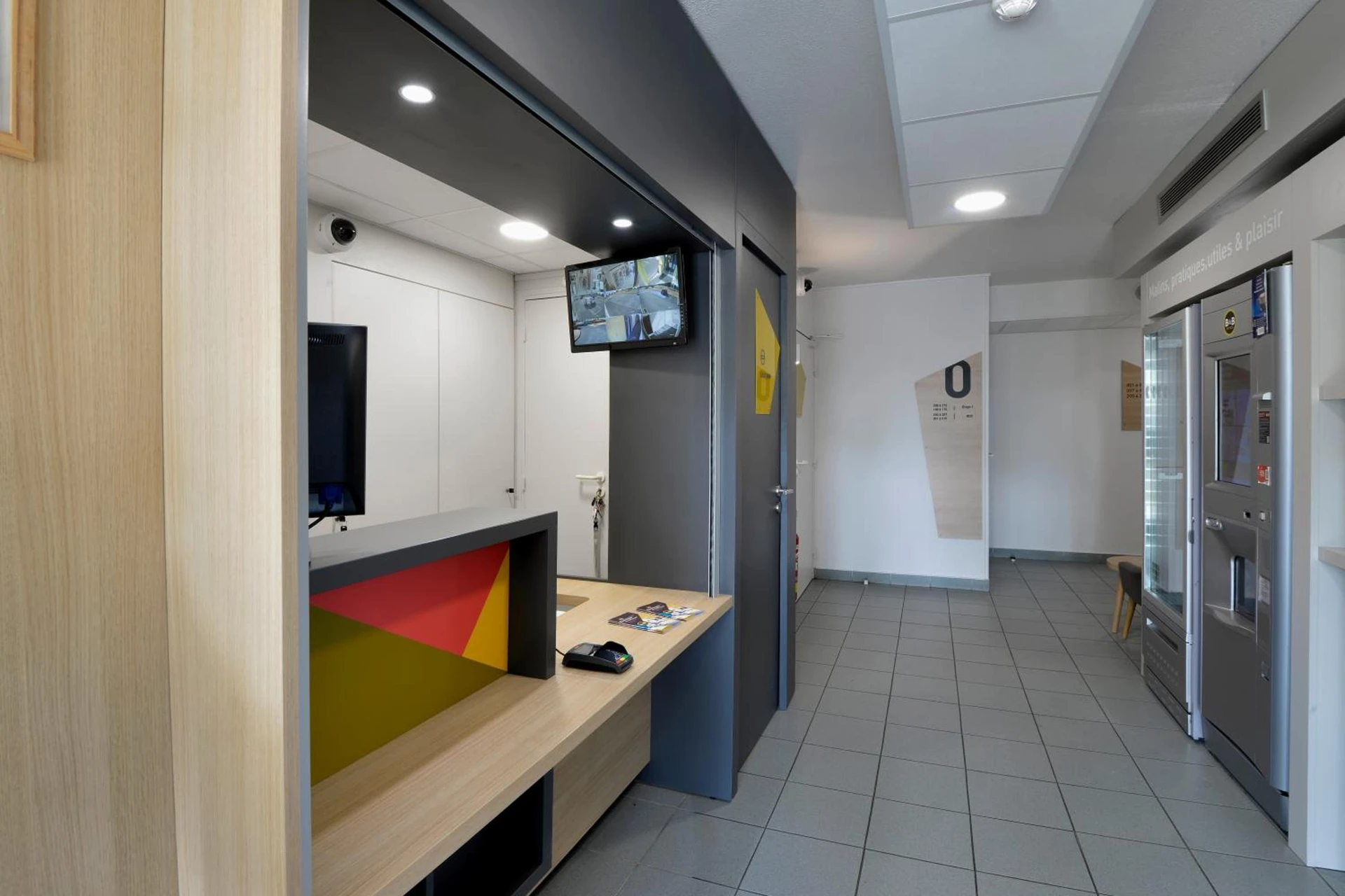 Ambiance de travail pour séminaire d'entreprise à B&B HOTEL Bourges 2 - Dijon