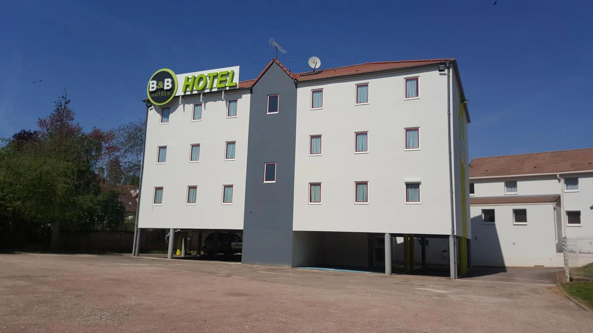 Organiser un séminaire d'entreprise : B&B HOTEL Chalon-Sur-Saone Sud à suresnes