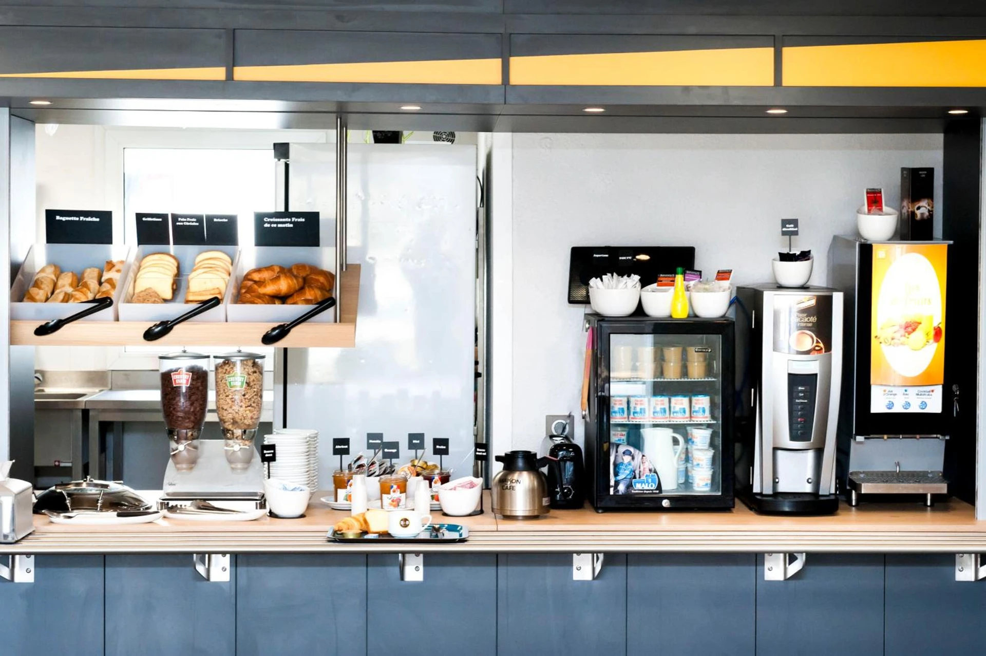 Organiser un séminaire d'entreprise : B&B HOTEL Chalon-Sur-Saone Sud à suresnes