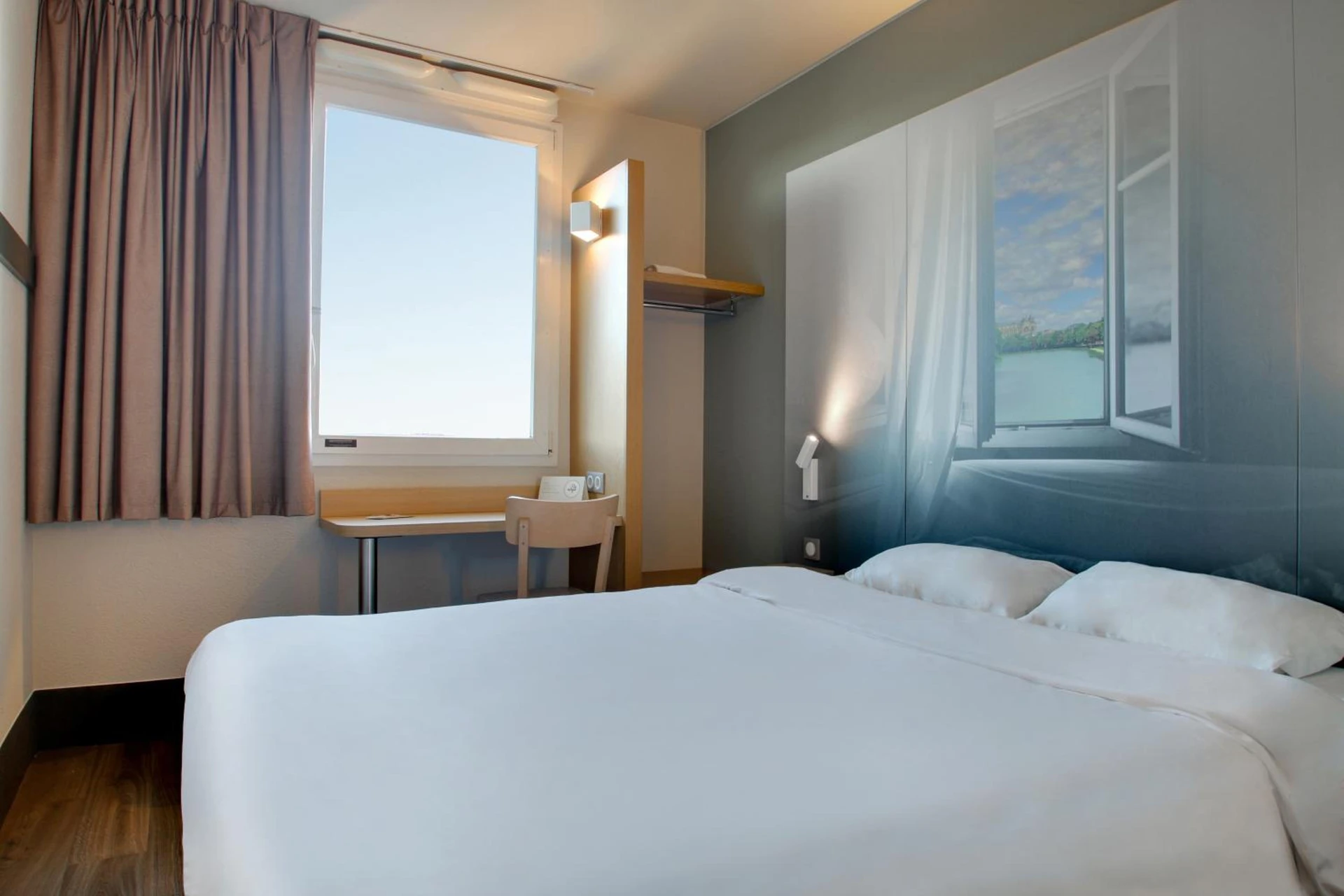 Magnifique chambre pour un séminaire d'entreprise à B&B HOTEL Châlons-en-Champagne - Châlons-en-Champagne