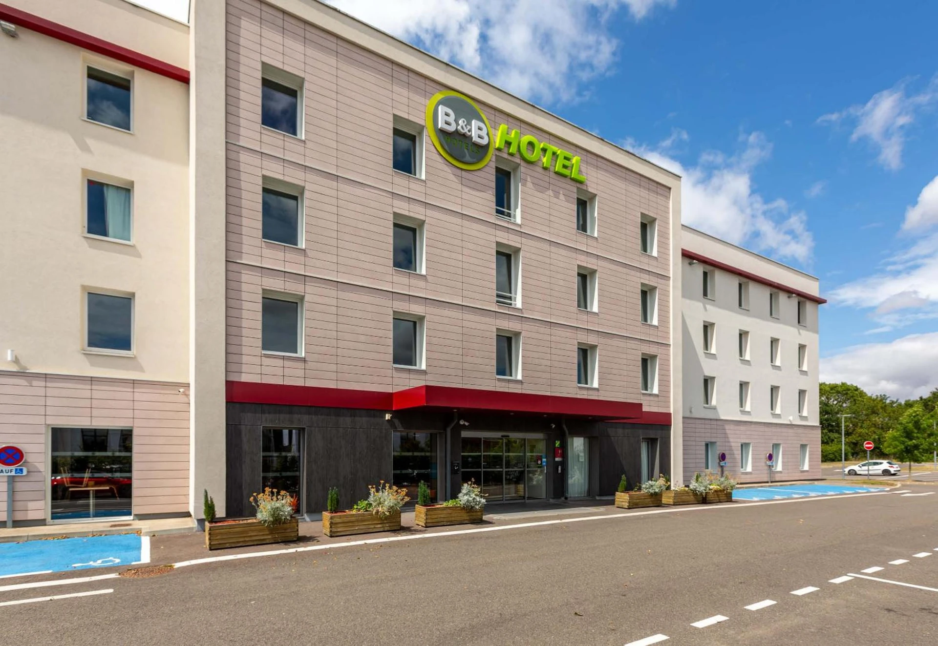 Salle de séminaire à B&B HOTEL CHARTRES Oceane - Organiser un événement professionnel à Gennevilliers