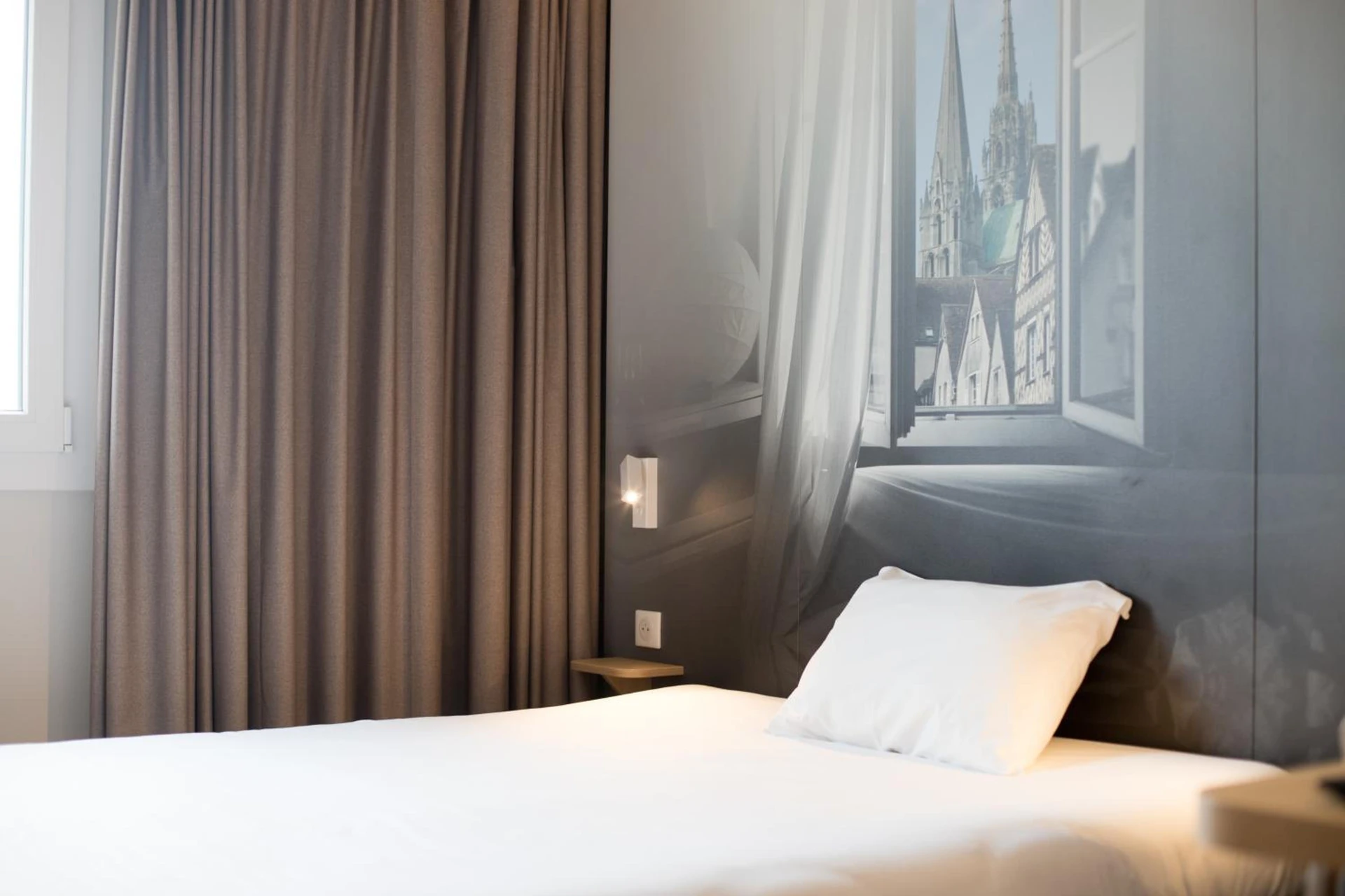 Chambre à B&B HOTEL CHARTRES Oceane - Organiser un séminaire d'entreprise à Gennevilliers