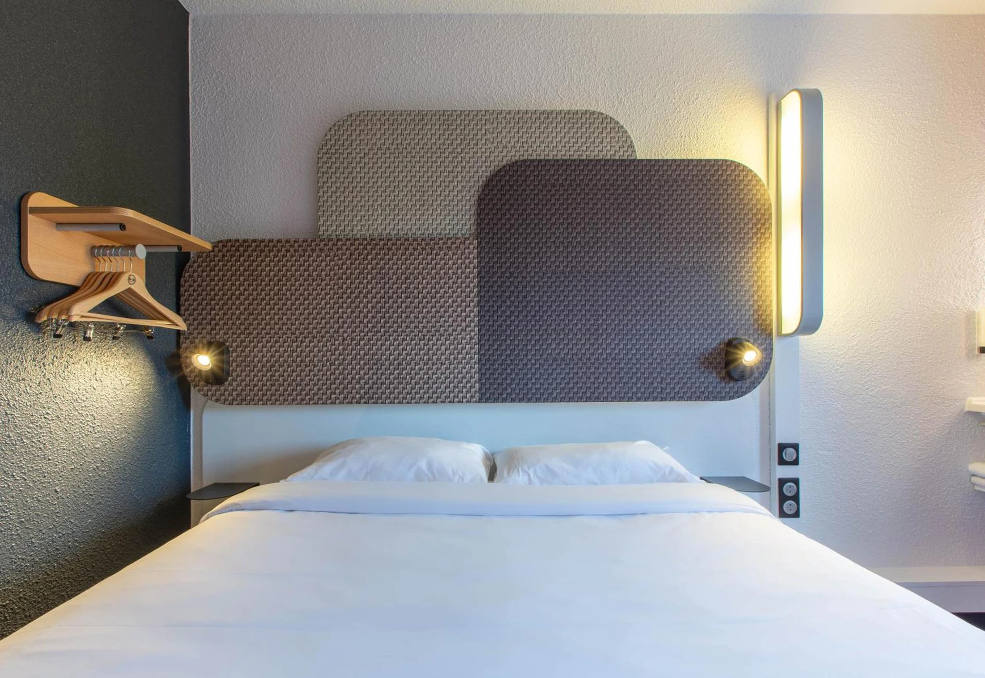 Chambre disponible pour un séminaire d'entreprise à B&B HOTEL Châteauroux A20 L'Occitane - Déols