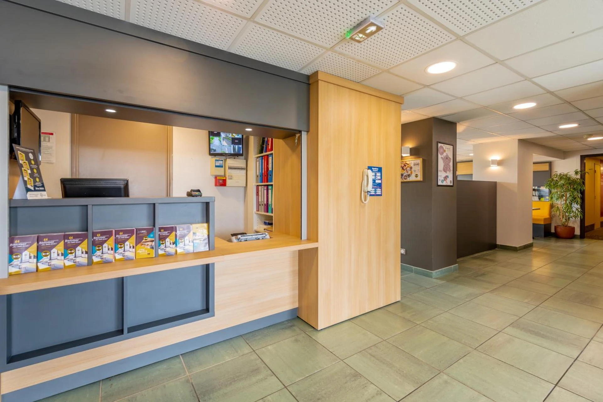Ambiance de travail pour séminaire d'entreprise à B&B HOTEL Creil Chantilly - Seyssins
