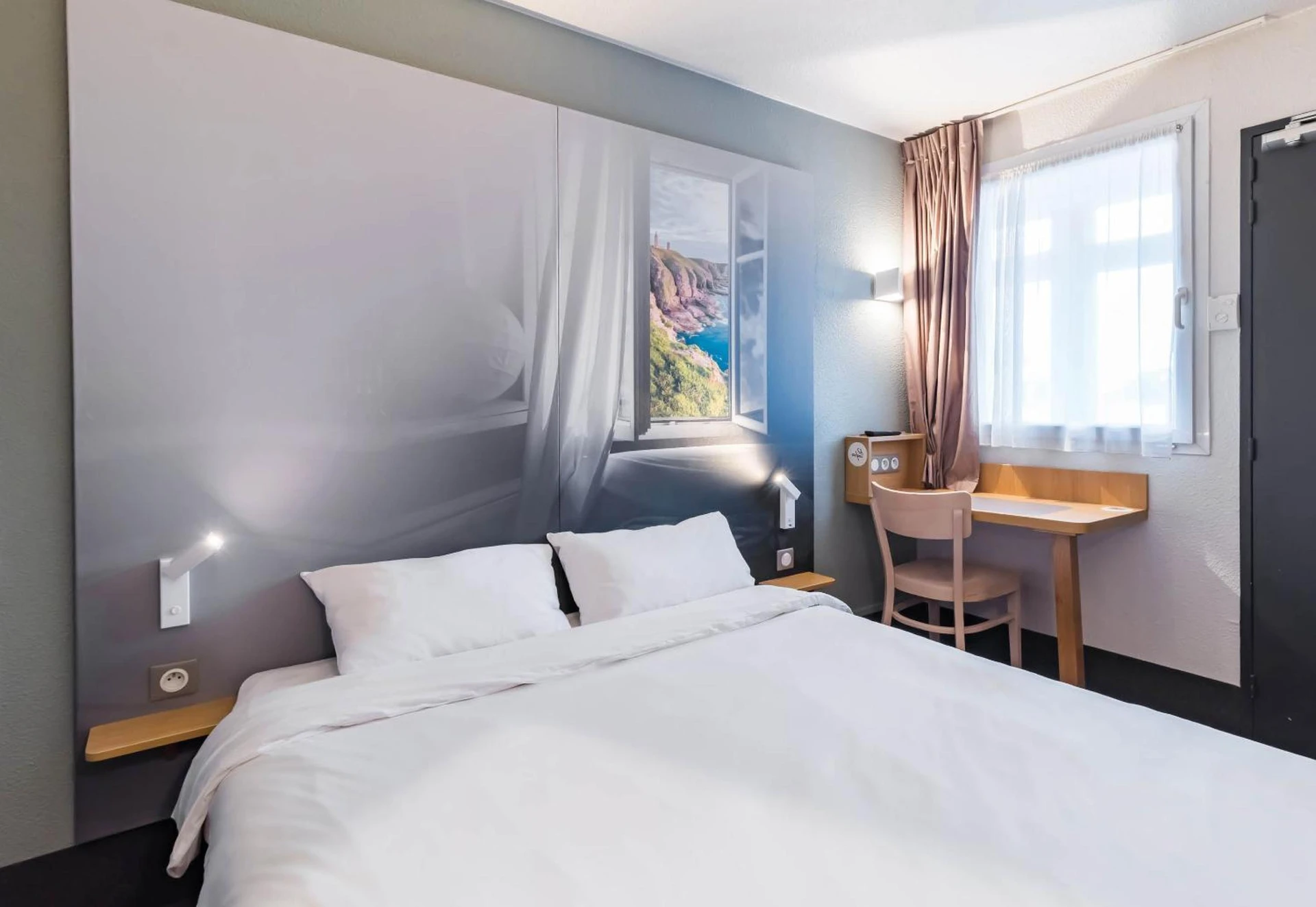 Chambre disponible pour un séminaire d'entreprise à B&B HOTEL Creil Chantilly - Seyssins