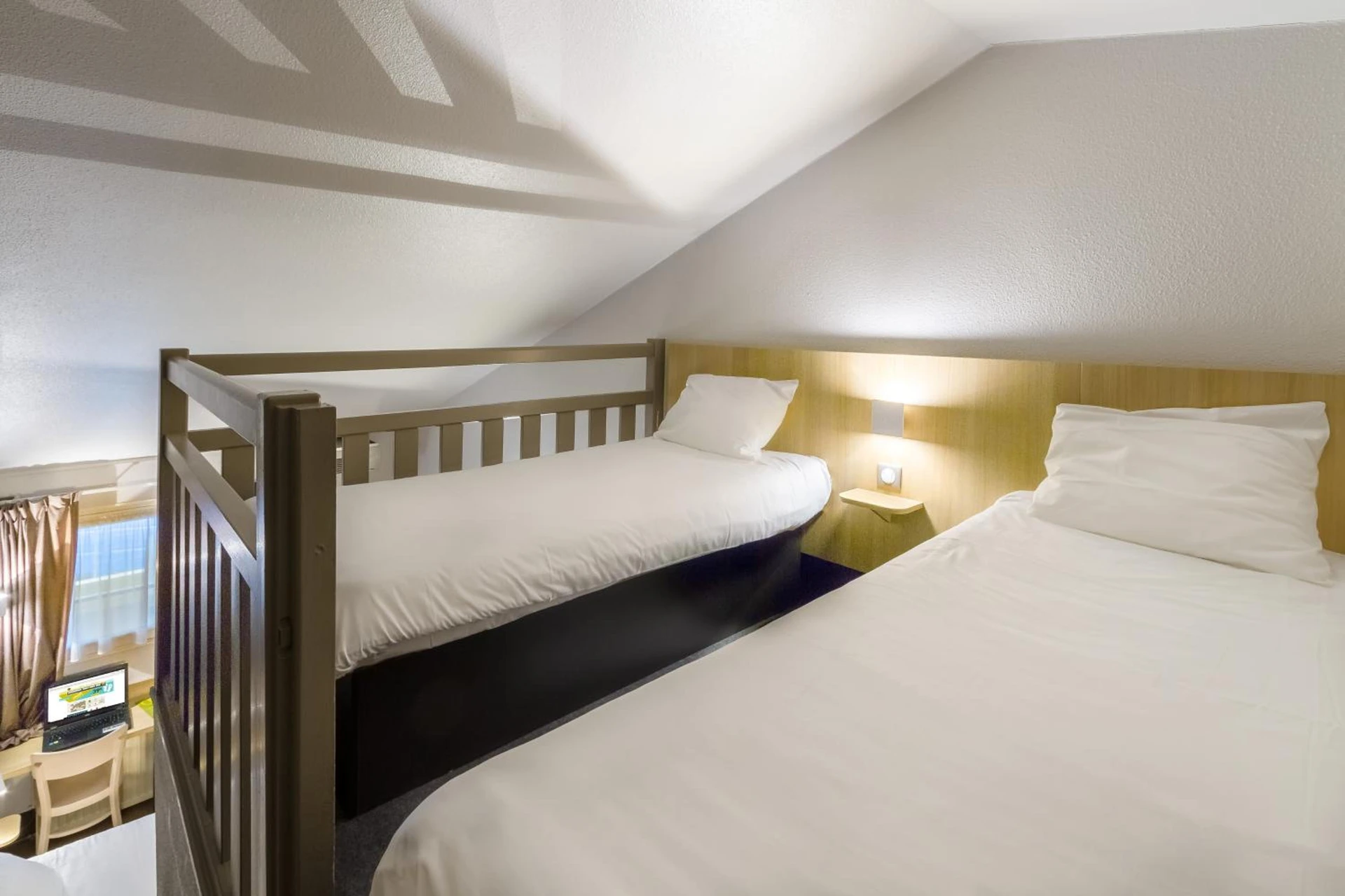 Chambre disponible pour un séminaire d'entreprise à B&B HOTEL Dieppe - Le Kremlin-Bicêtre