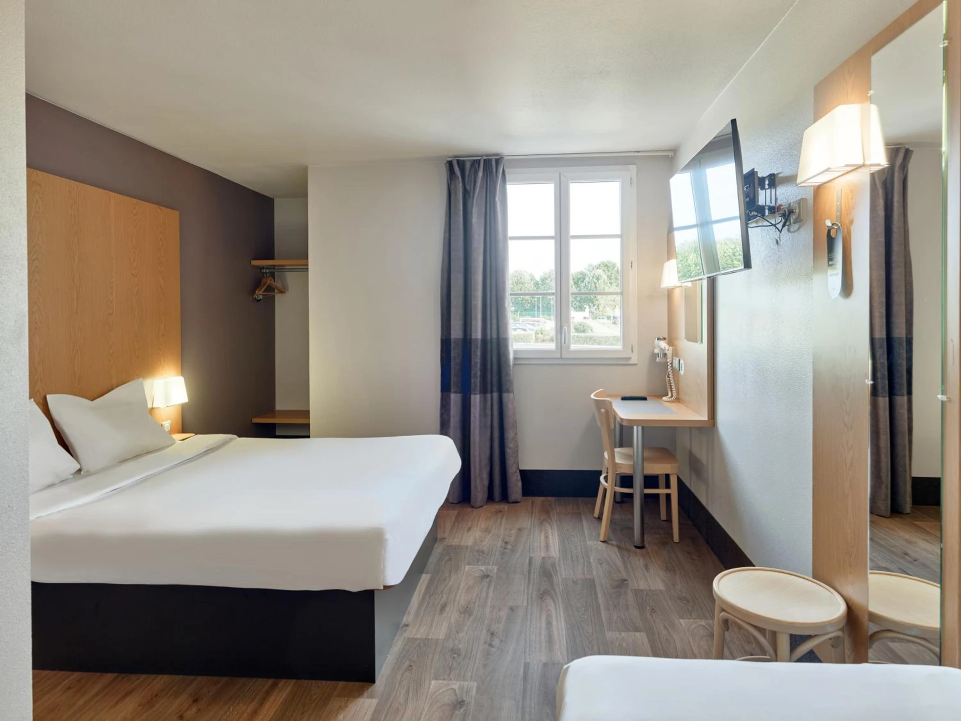 Chambre disponible pour un séminaire d'entreprise à B&B HOTEL près de Disneyland Paris - Hendaye