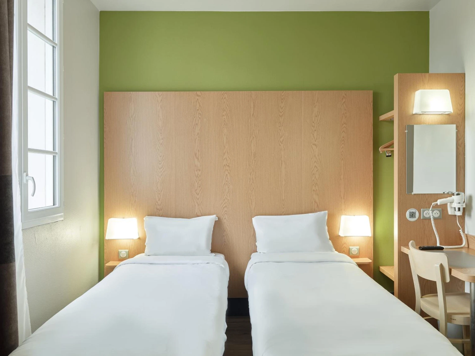 Chambre disponible pour un séminaire d'entreprise à B&B HOTEL près de Disneyland Paris - Hendaye