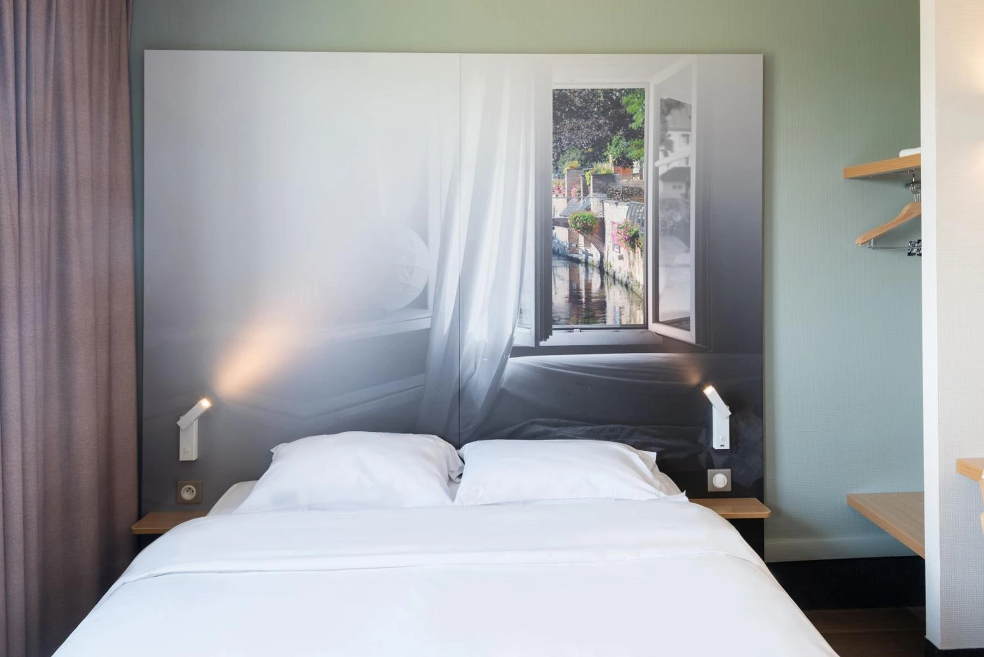 Chambre disponible pour un séminaire d'entreprise à B&B HOTEL Evreux - Évreux