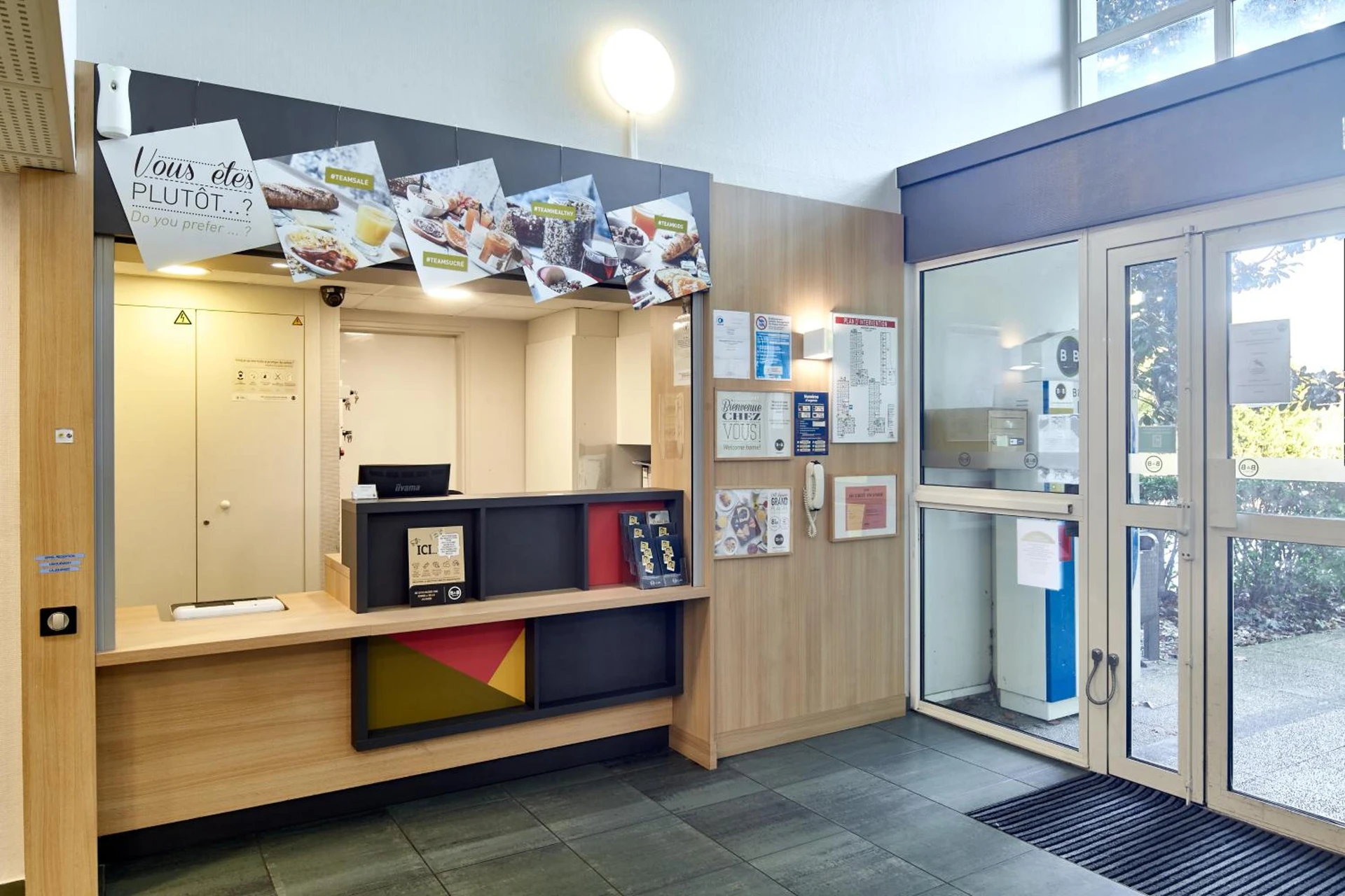 Chambre à B&B HOTEL Evry Lisses 2 - Organiser un séminaire d'entreprise à Lisses