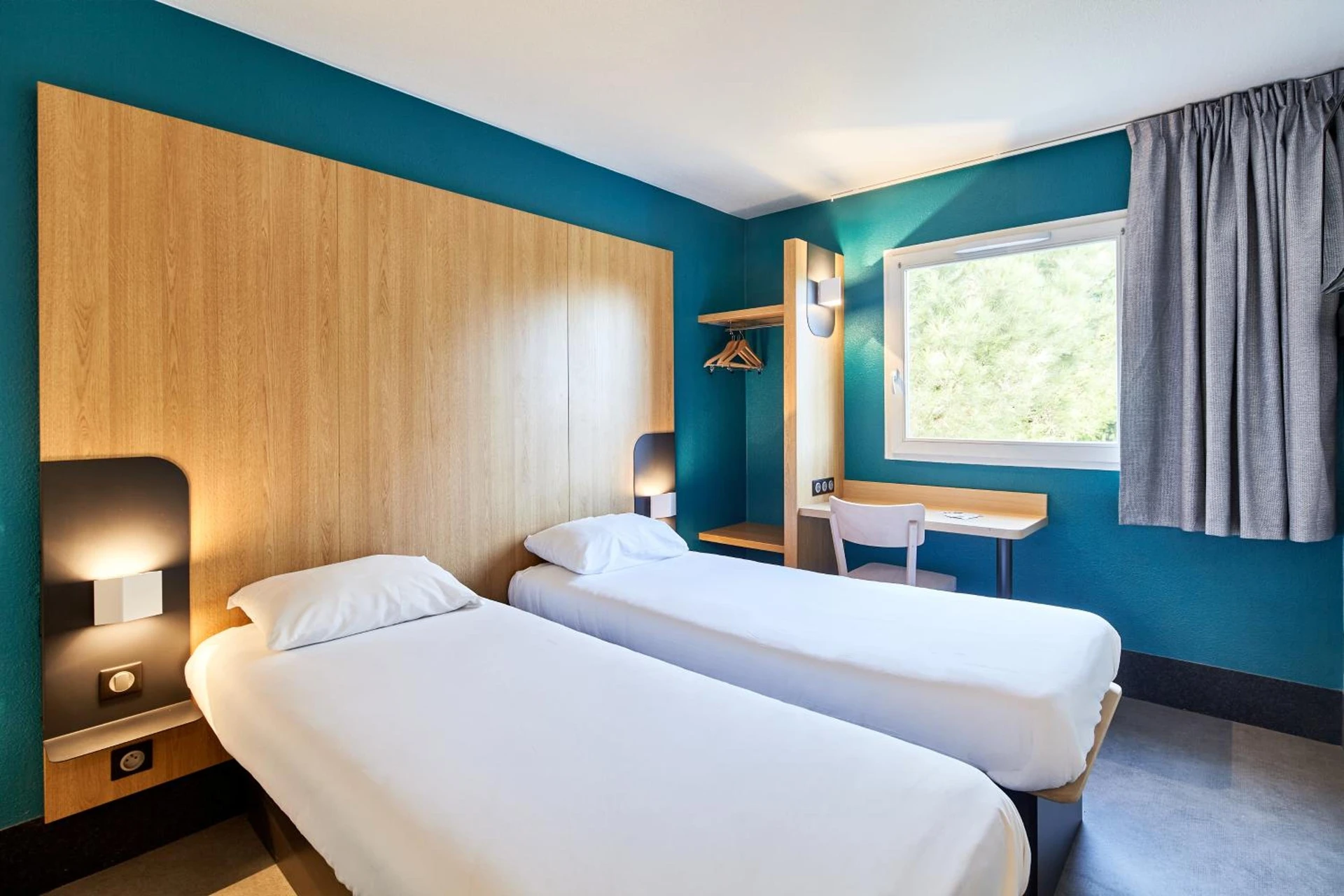 Chambre disponible pour un séminaire d'entreprise à B&B HOTEL Evry Lisses 2 - Lisses
