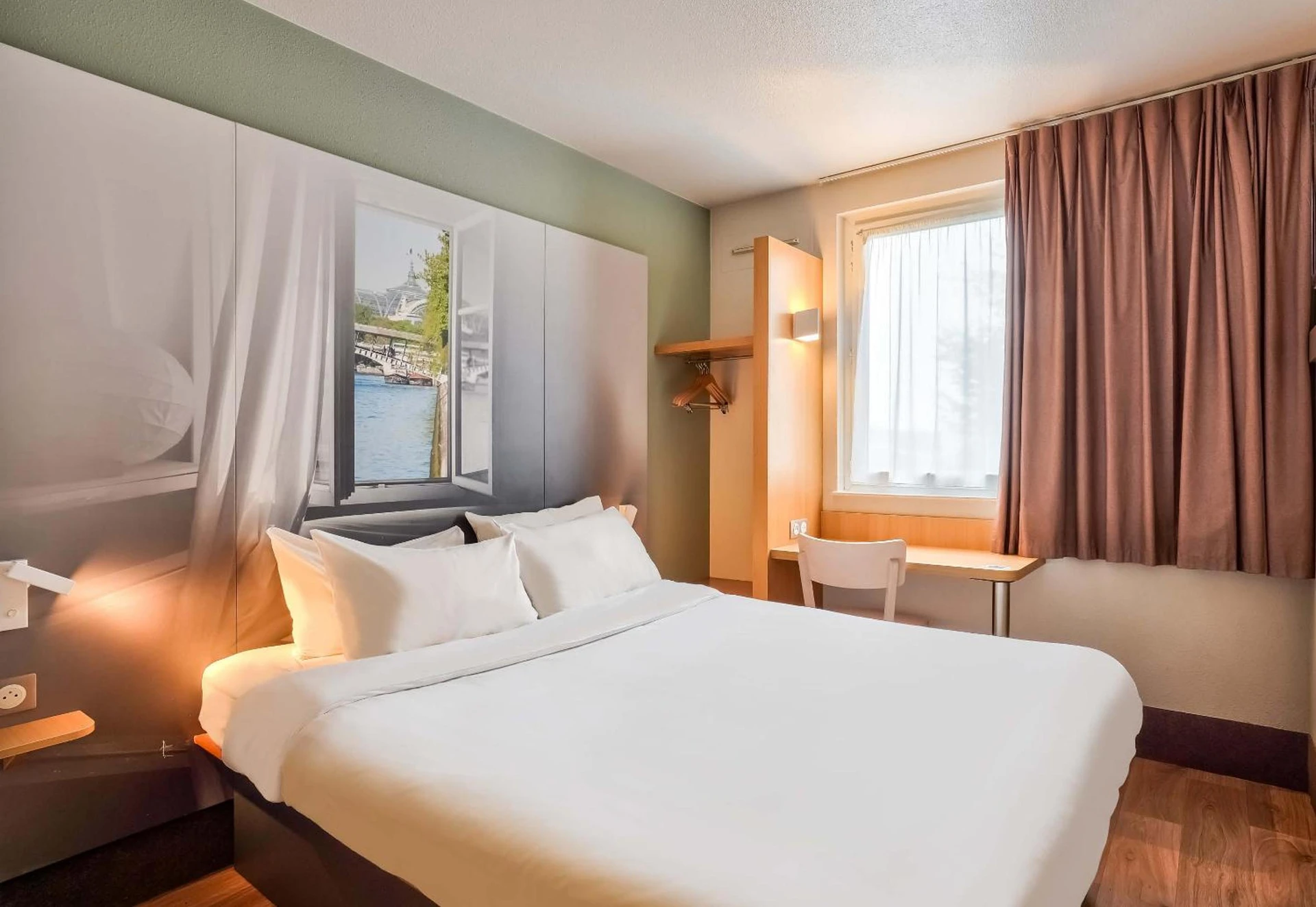 Magnifique chambre pour un séminaire d'entreprise à B&B HOTEL Goussainville CDG - Goussainville