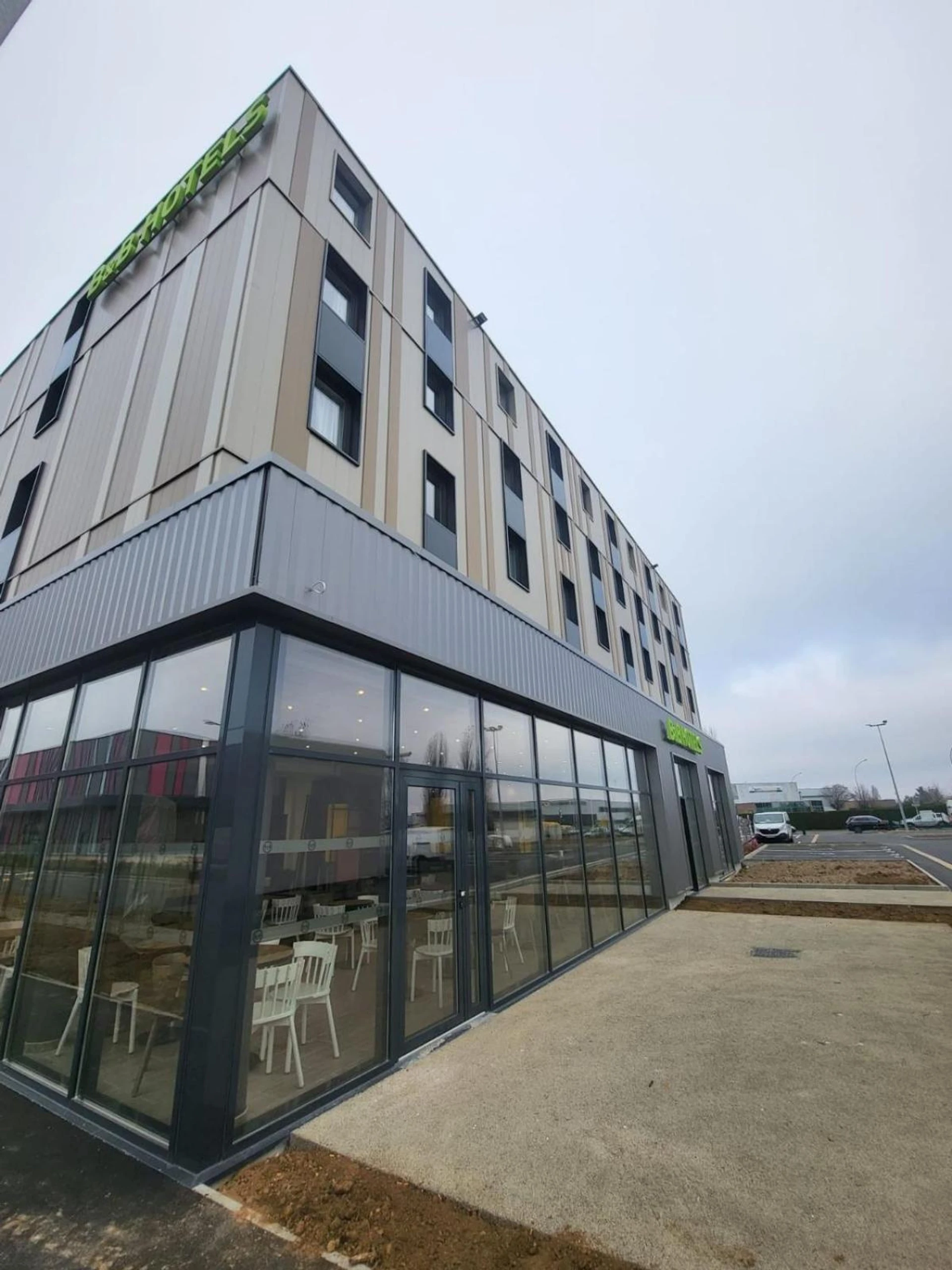 Chambre à B&B HOTEL Dreux Nord - Organiser un séminaire d'entreprise à Dreux