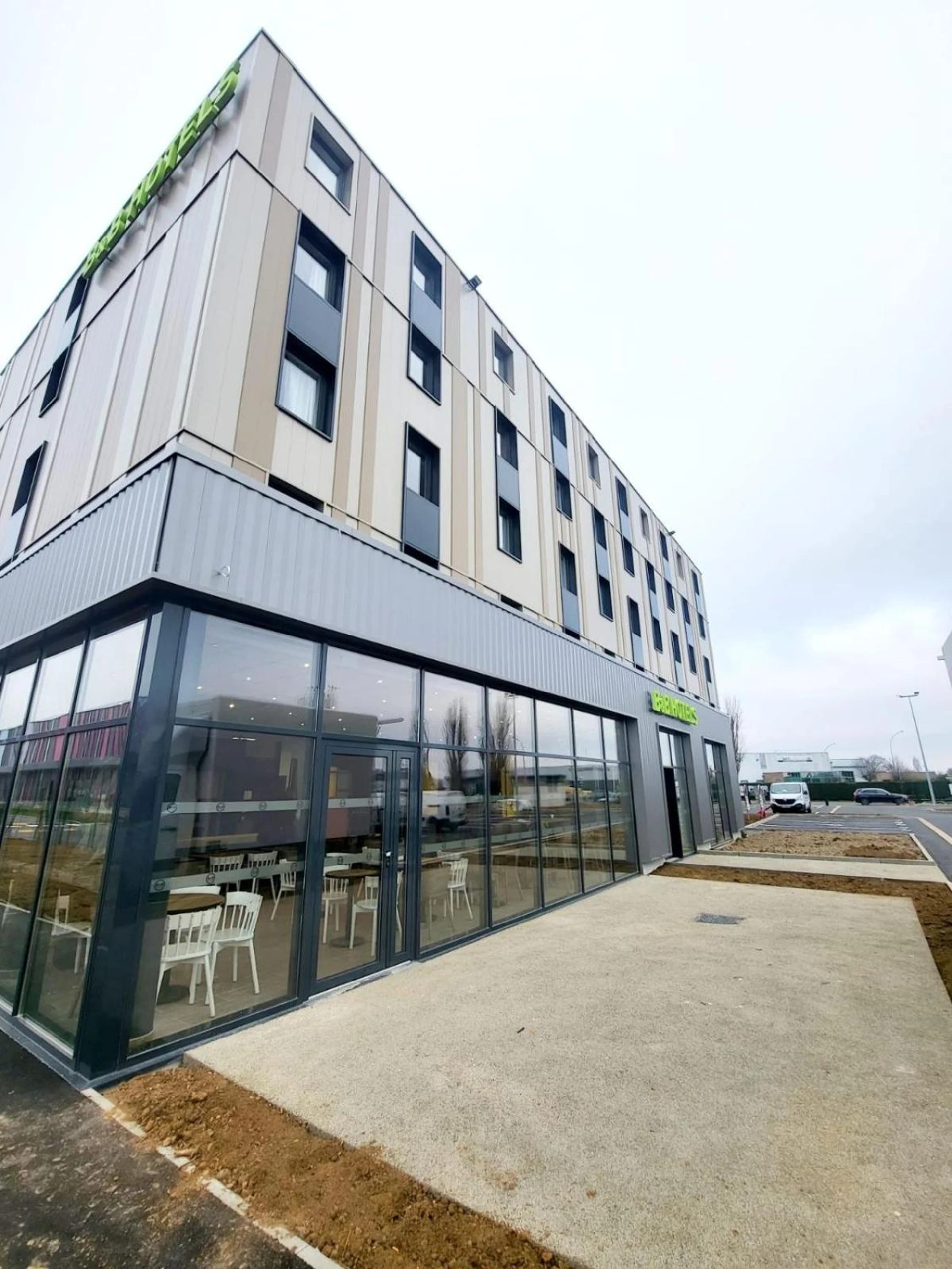 Lieu convivial pour un séminaire d'entreprise à B&B HOTEL Dreux Nord - Dreux - En savoir plus 