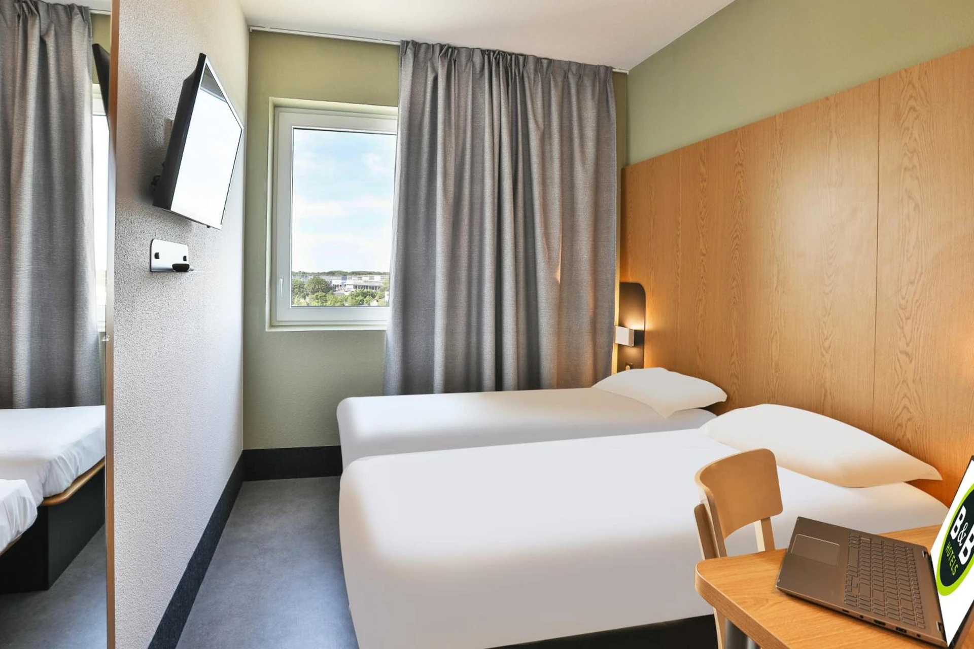 Chambre disponible pour un séminaire d'entreprise à B&B HOTEL La Roche-sur-Yon - Mouilleron-le-Captif