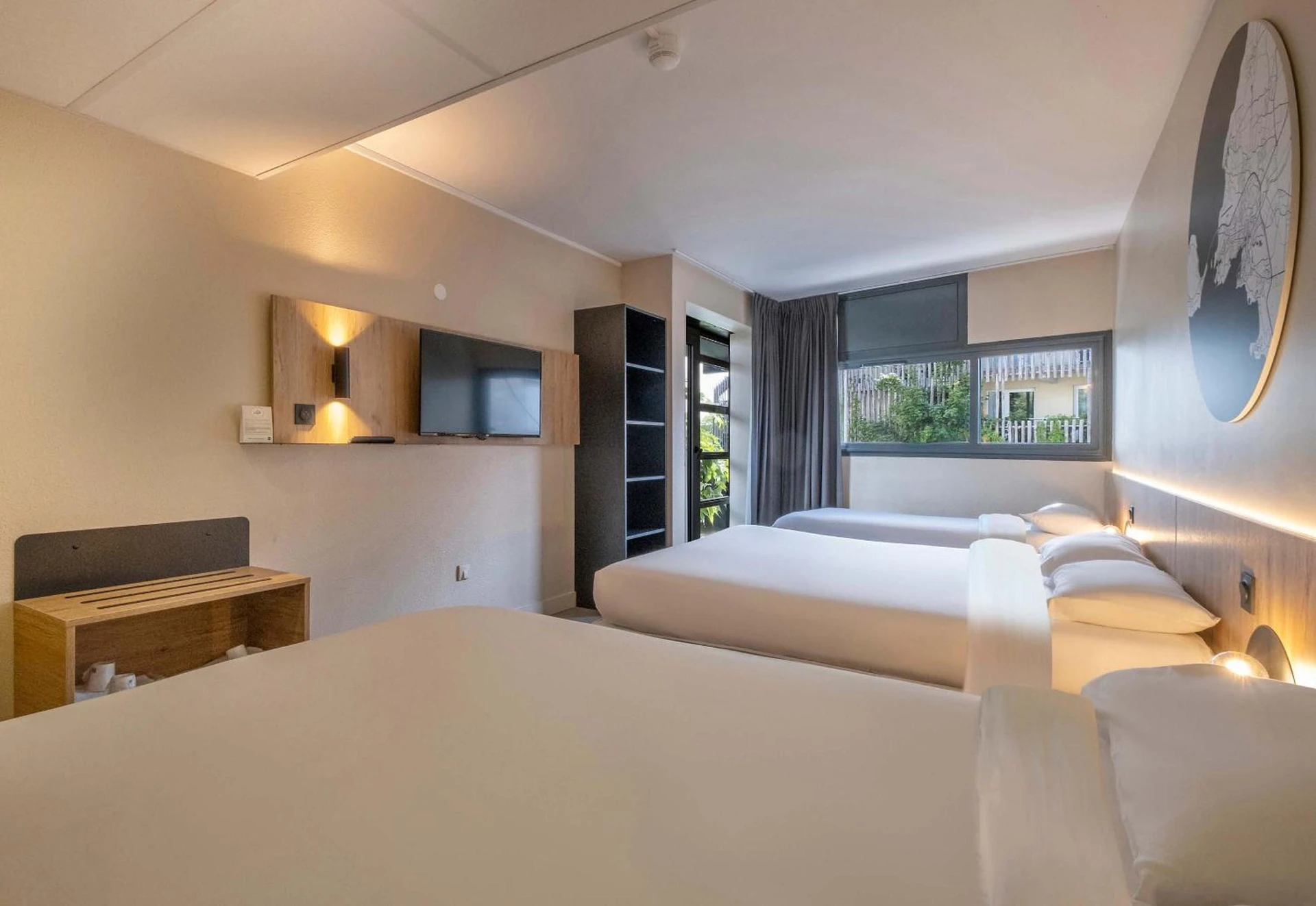 Magnifique chambre pour un séminaire d'entreprise à B&B HOTEL La Rochelle Centre Les Minimes - La Rochelle