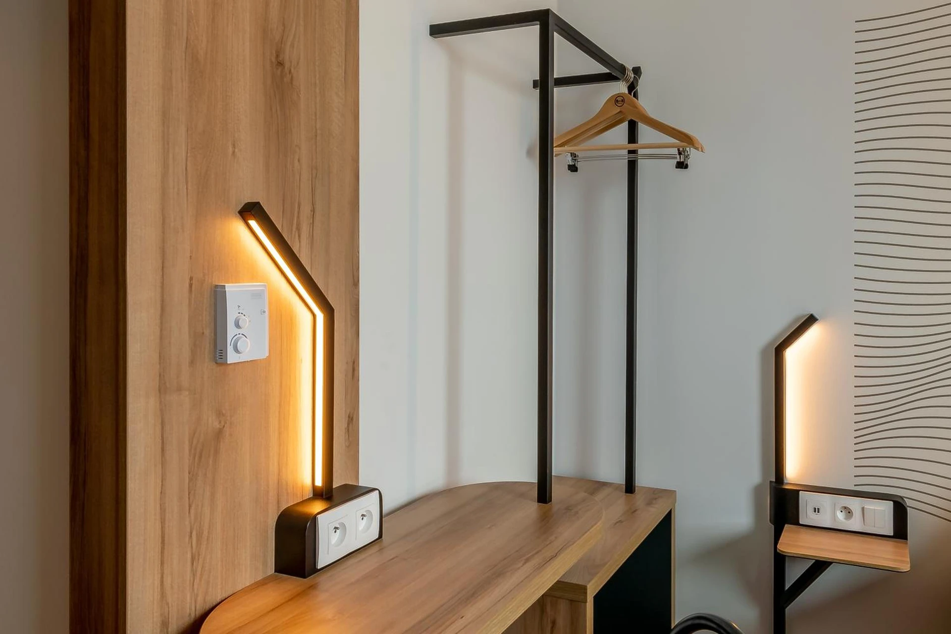 Chambre disponible pour un séminaire d'entreprise à B&B HOTEL Le Port Marly Saint Germain en Laye - Le Port-Marly