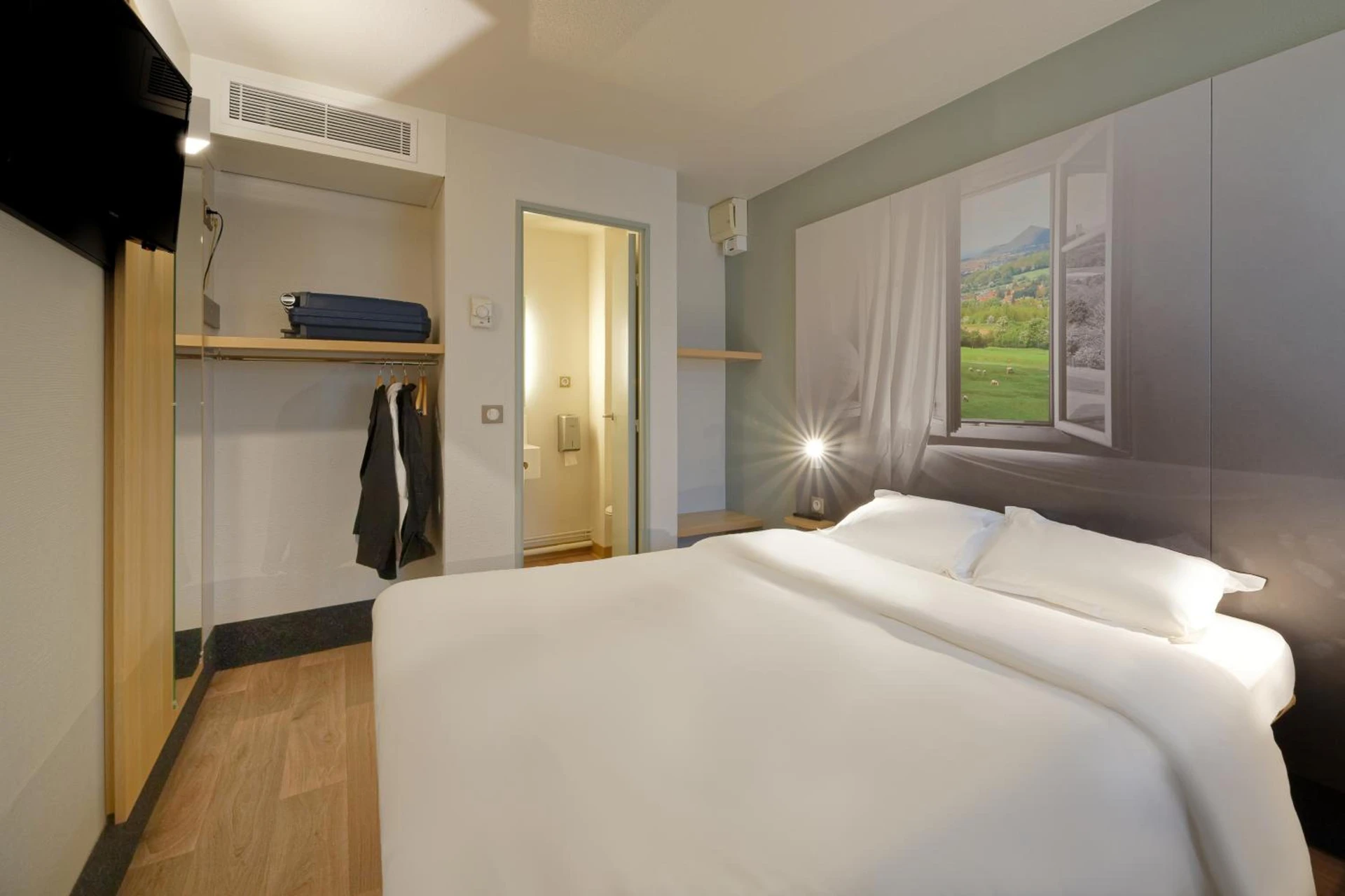 Chambre disponible pour un séminaire d'entreprise à B&B HOTEL Lens Noyelles-Godault - Noyelles-Godault