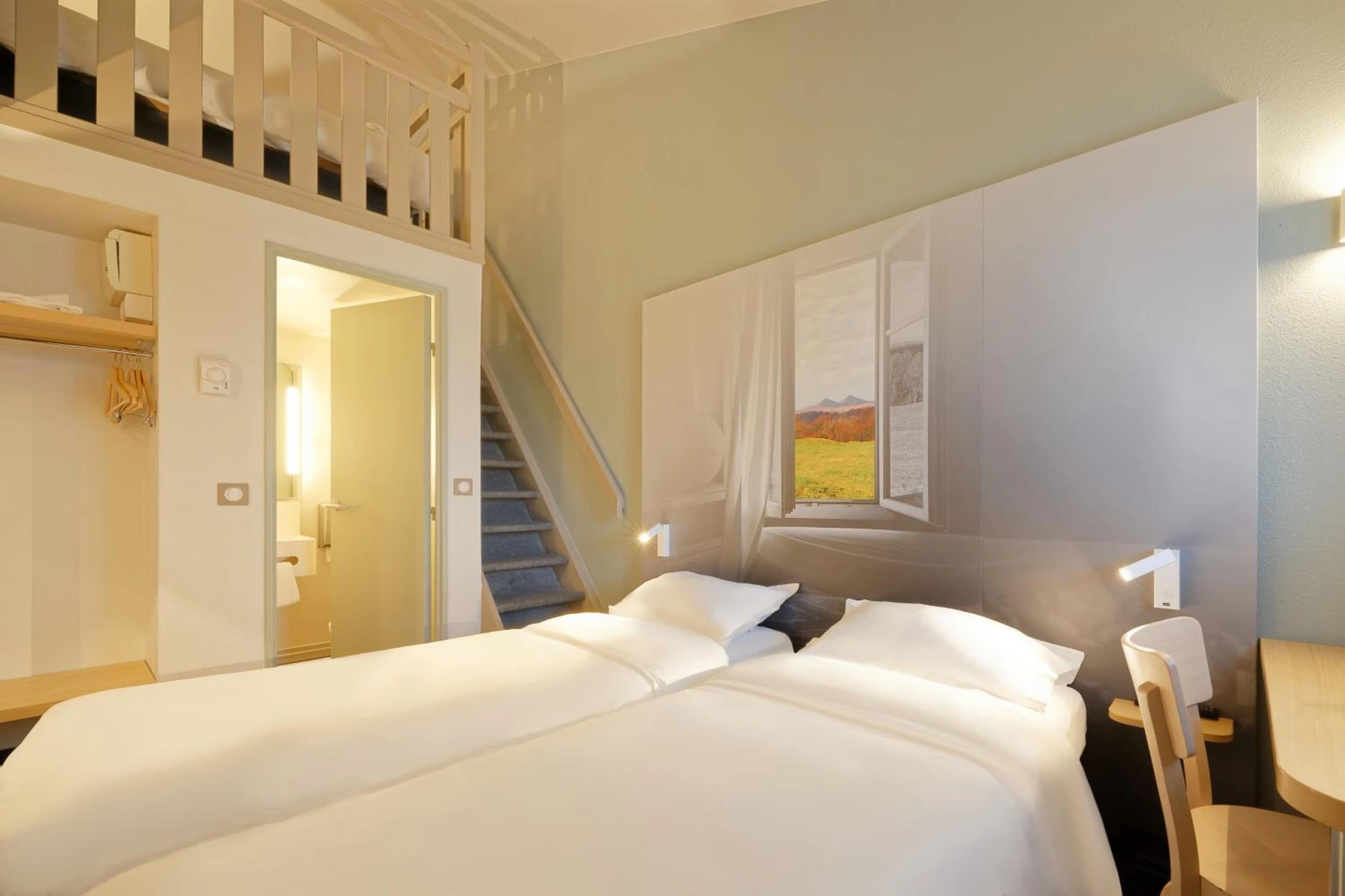 Magnifique chambre pour un séminaire d'entreprise à B&B HOTEL Lens Noyelles-Godault - Noyelles-Godault