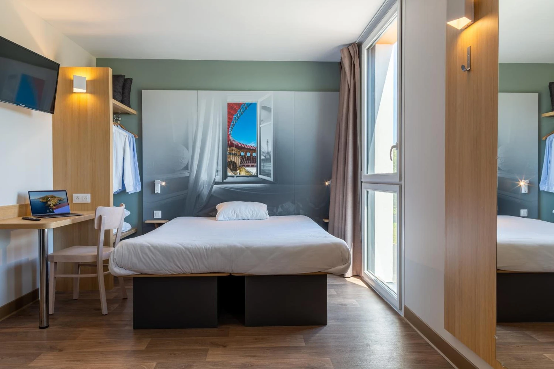 Chambre disponible pour un séminaire d'entreprise à B&B HOTEL Les Herbiers - Les Herbiers