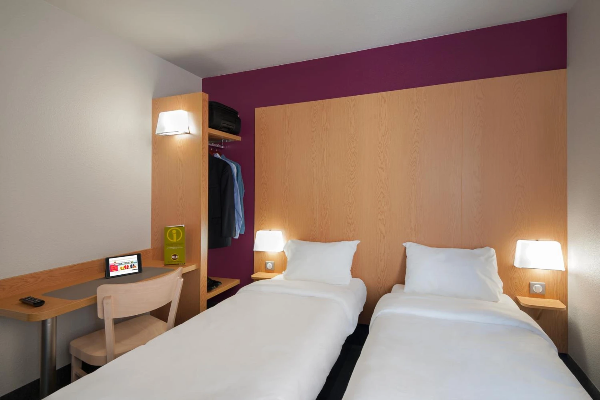 Chambre disponible pour un séminaire d'entreprise à B&B HOTEL Lyon Caluire Cité Internationale - Caluire-et-Cuire