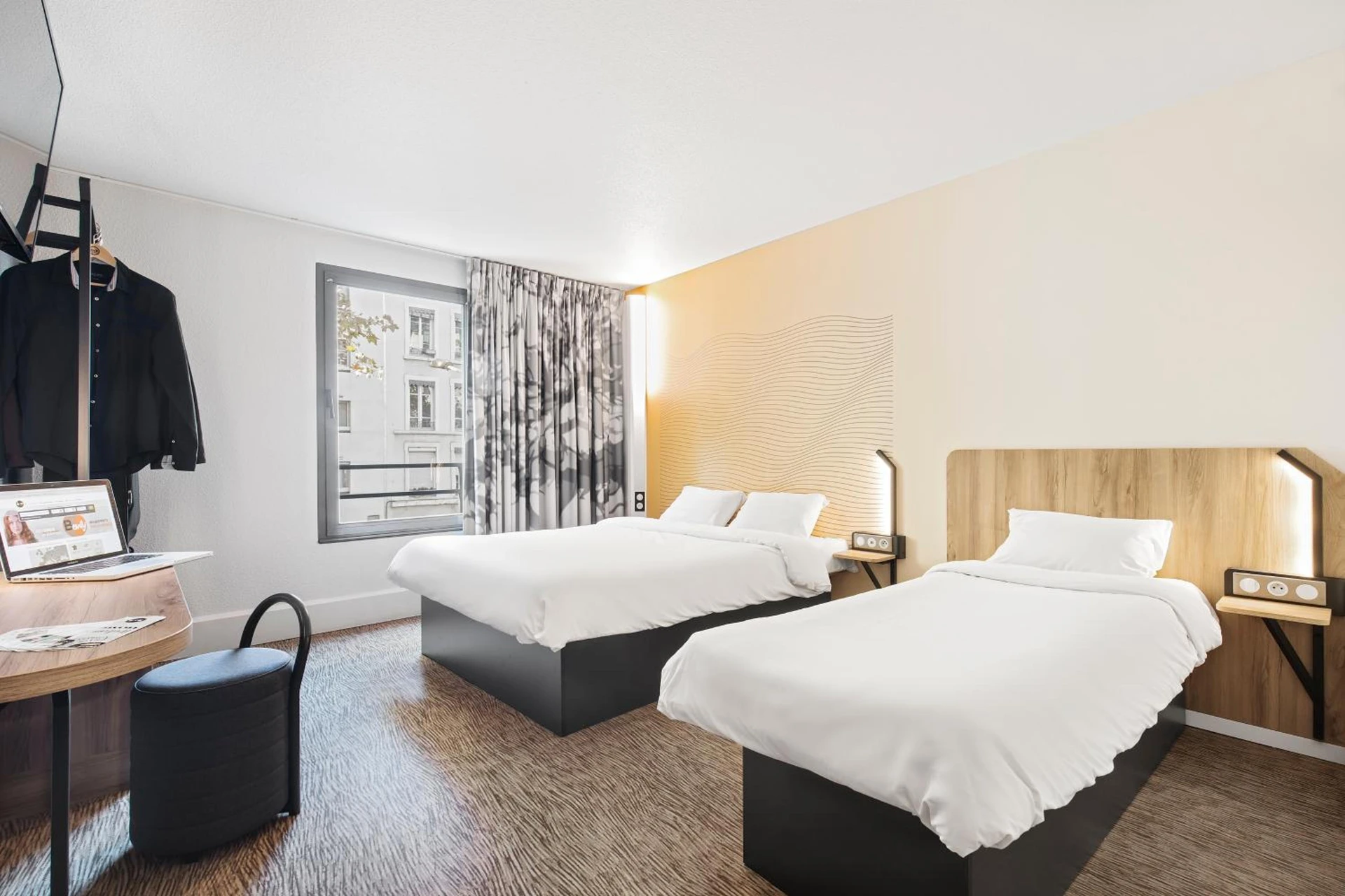 Magnifique chambre pour un séminaire d'entreprise à B&B HOTEL Lyon Centre Part-dieu Gambetta - Lyon