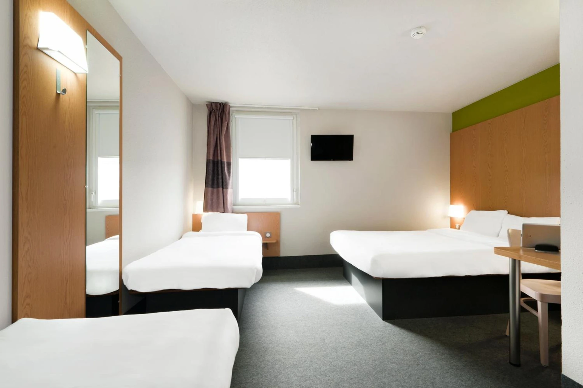 Chambre disponible pour un séminaire d'entreprise à B&B HOTEL Lyon Sud États-Unis - Vénissieux