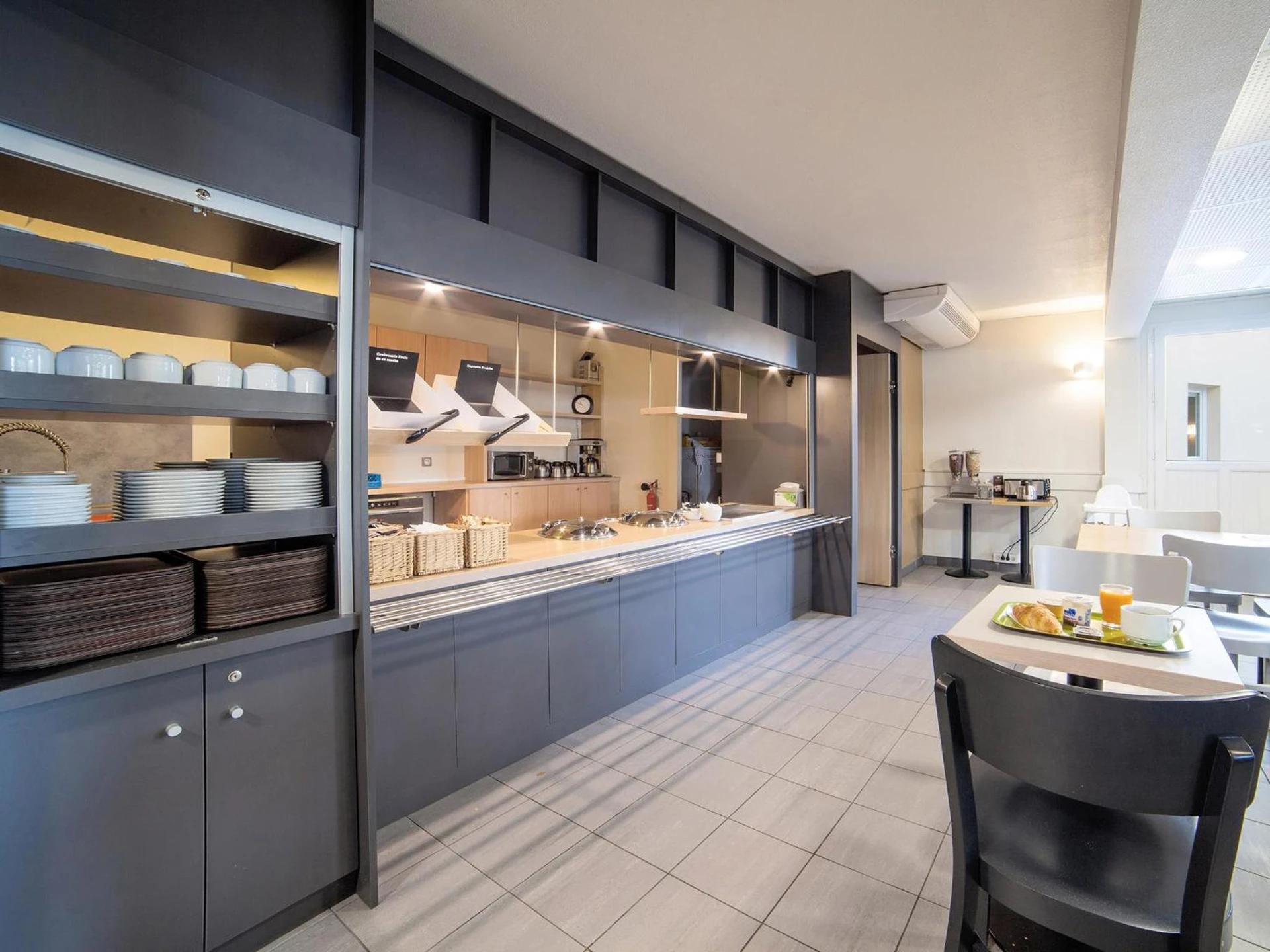 Lieu convivial pour un séminaire d'entreprise à B&B HOTEL Marne-la-Vallée Bussy-Saint-Georges - Bussy-Saint-Georges - En savoir plus 