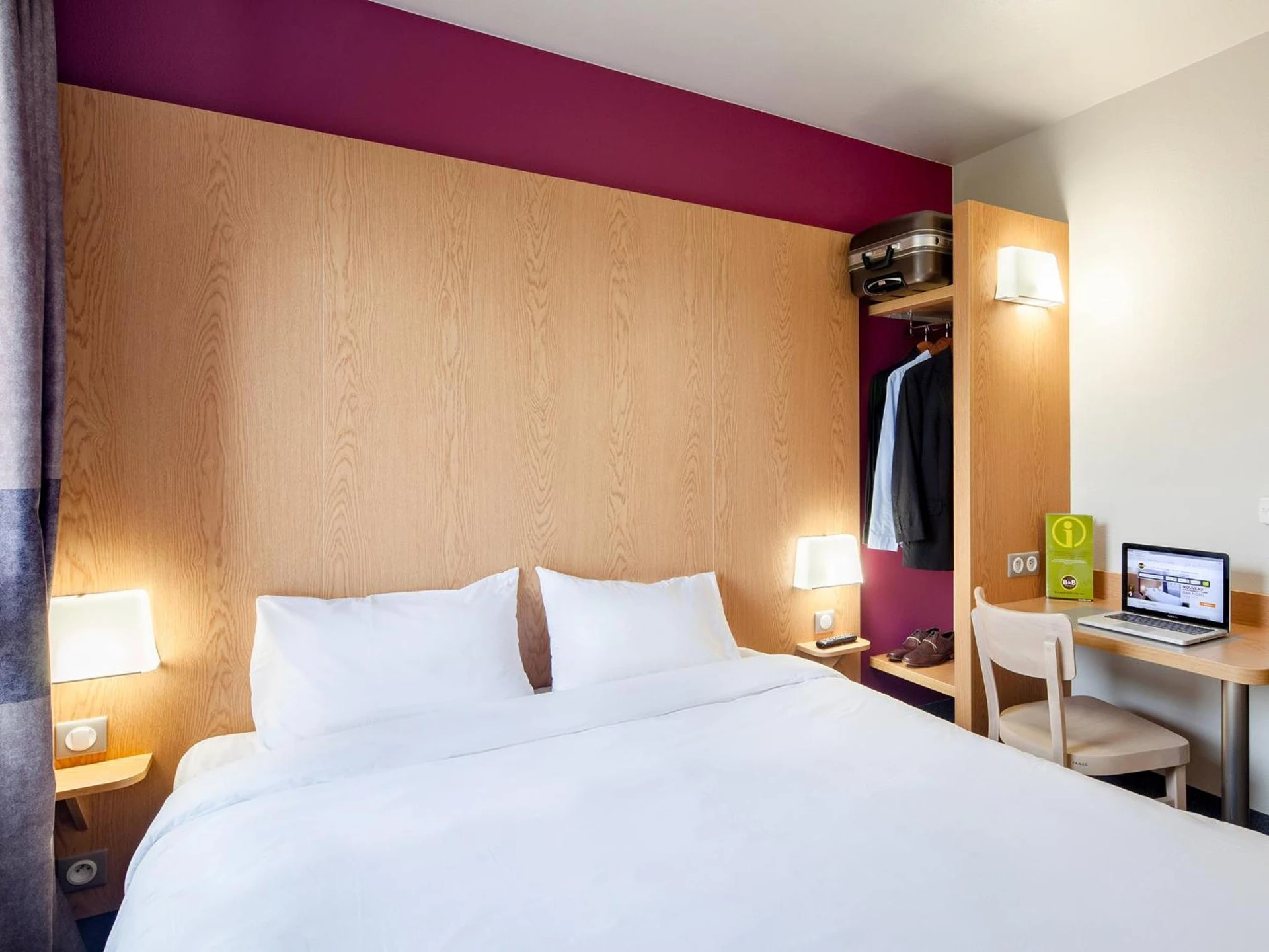 Chambre disponible pour un séminaire d'entreprise à B&B HOTEL Marne-La-Vallée Torcy - Torcy