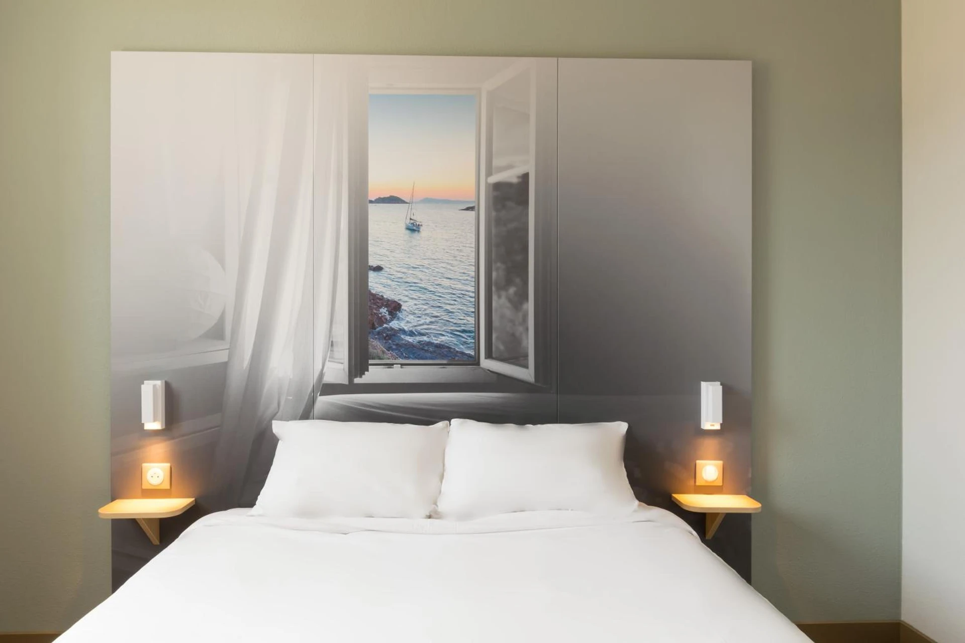 Chambre disponible pour un séminaire d'entreprise à B&B HOTEL Marseille La Valentine St Menet - Marseille