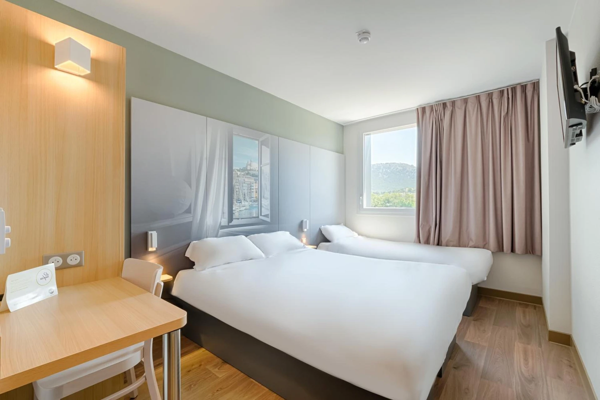 Chambre disponible pour un séminaire d'entreprise à B&B HOTEL Marseille La Valentine St Menet - Marseille