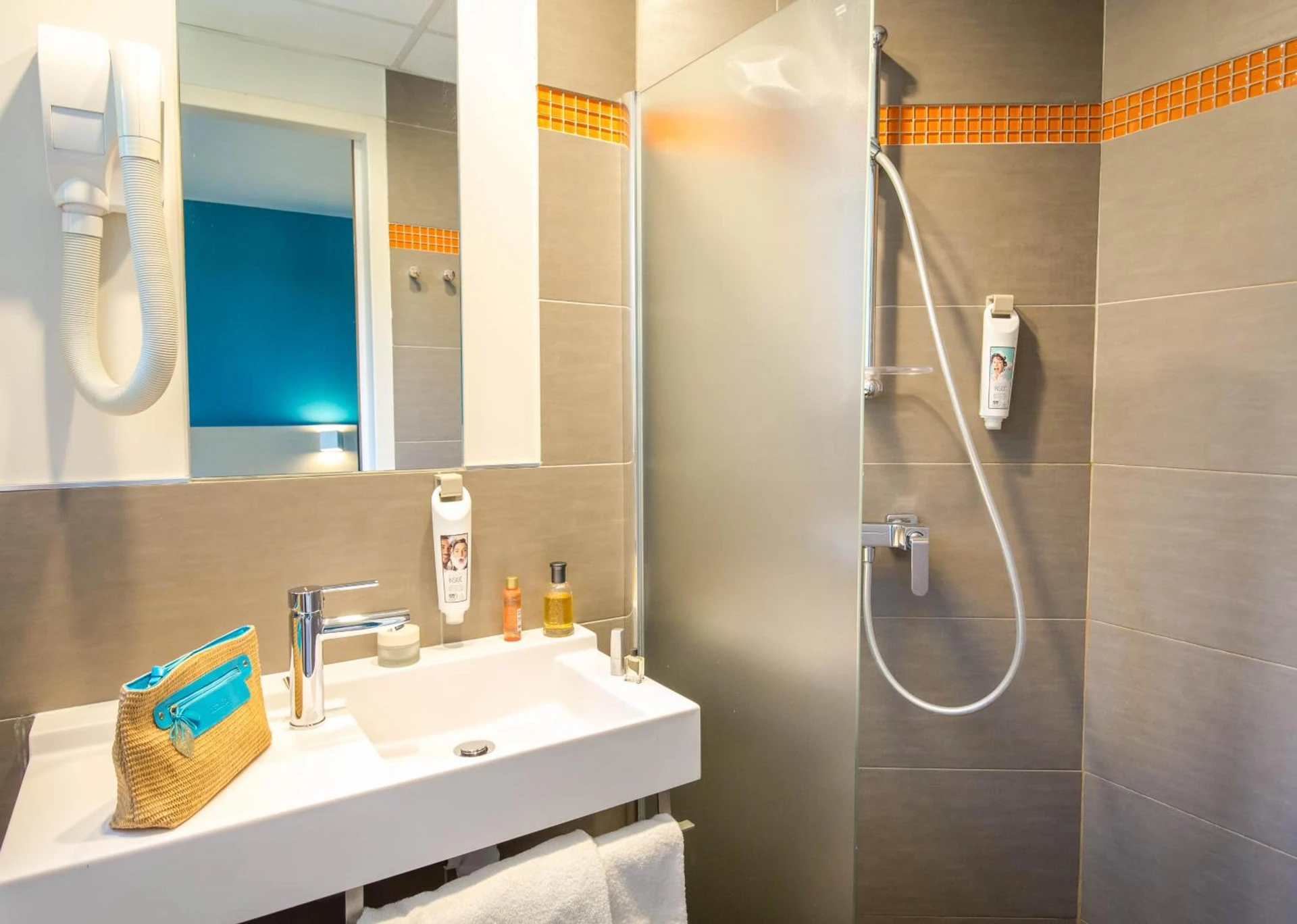 Lieu convivial pour un séminaire d'entreprise à B&B HOTEL Marseille Centre La Timone - Marseille - En savoir plus 
