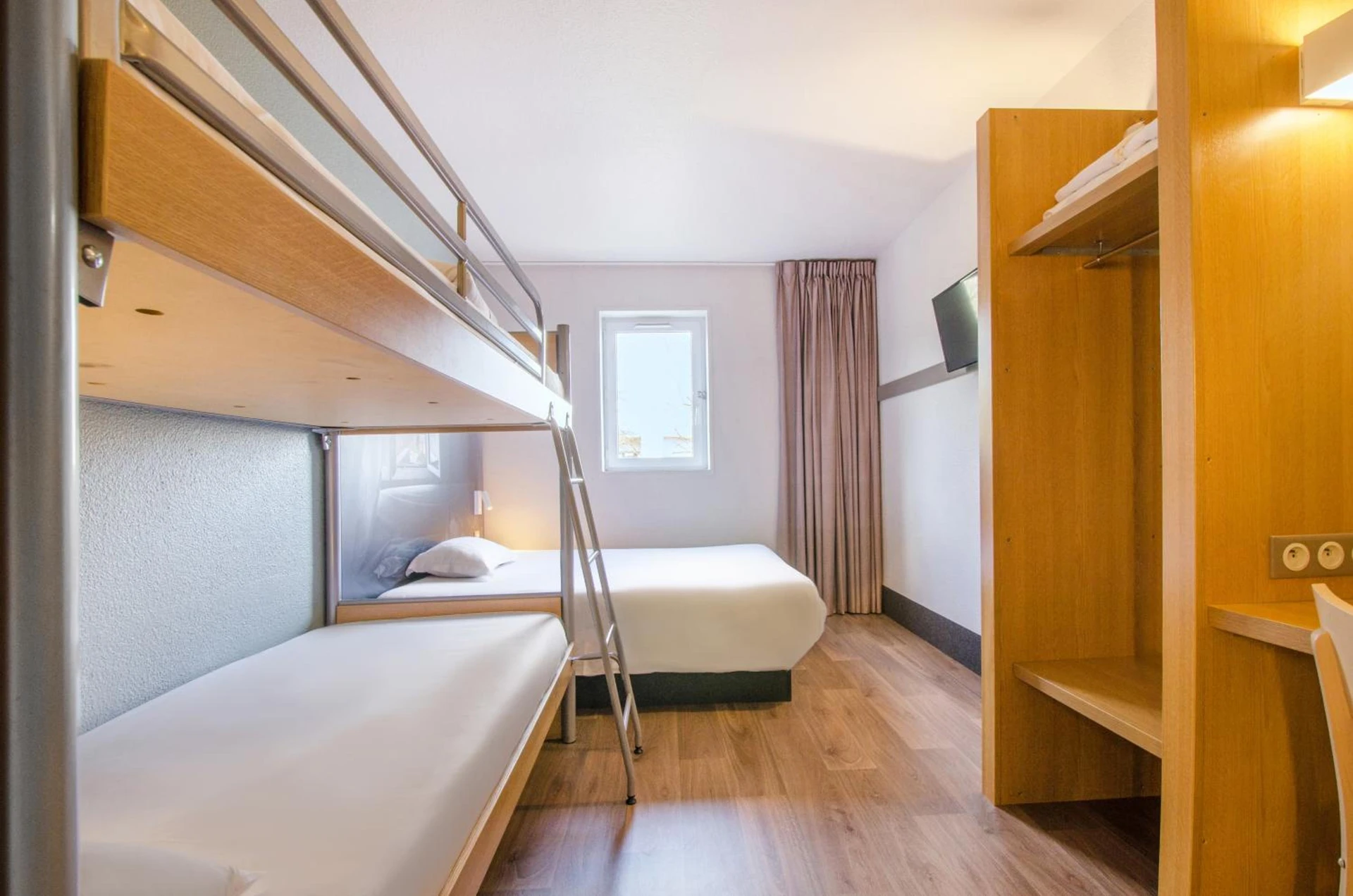 Chambre disponible pour un séminaire d'entreprise à B&B HOTEL Meaux - Meaux