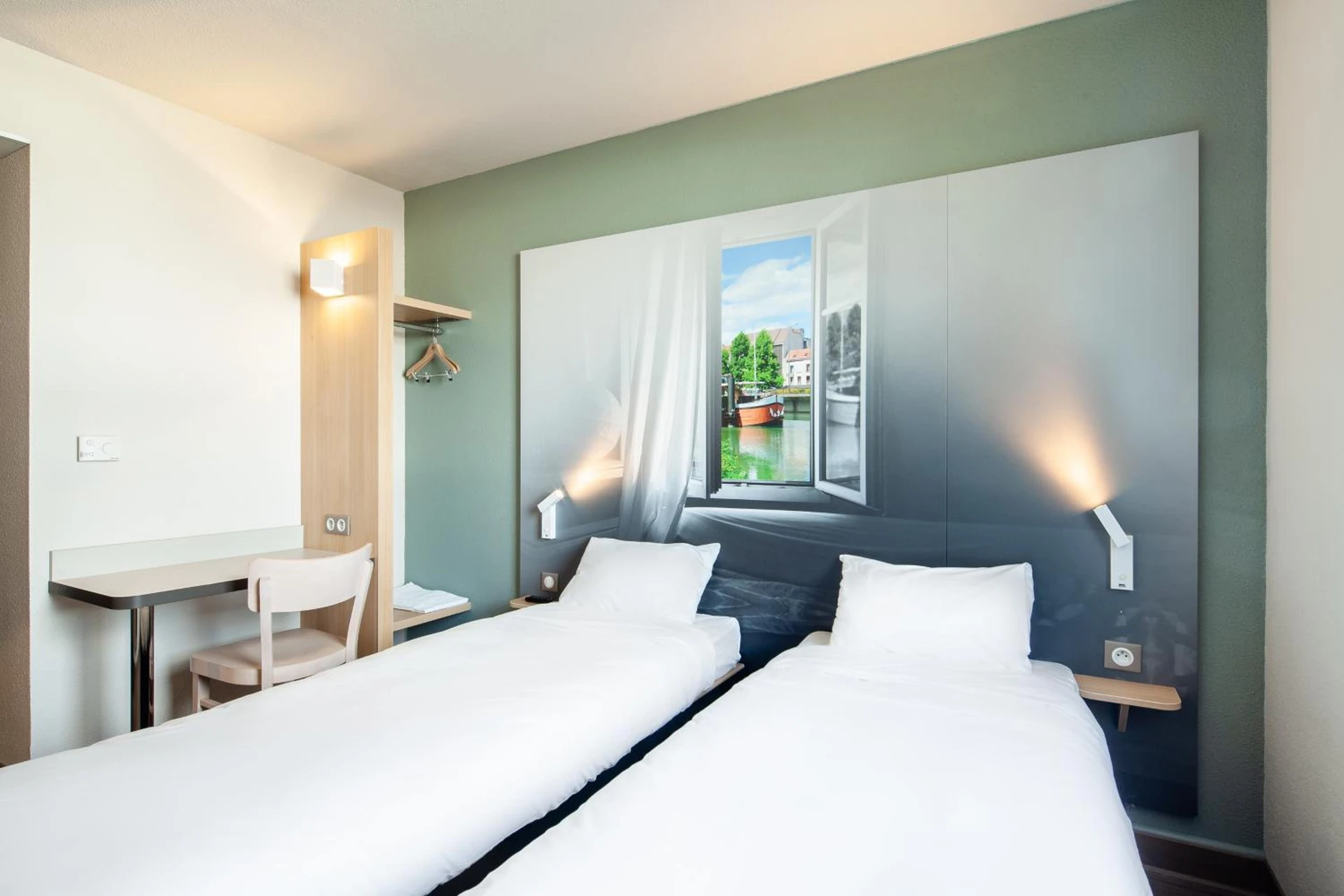 Magnifique chambre pour un séminaire d'entreprise à B&B HOTEL Meaux - Meaux
