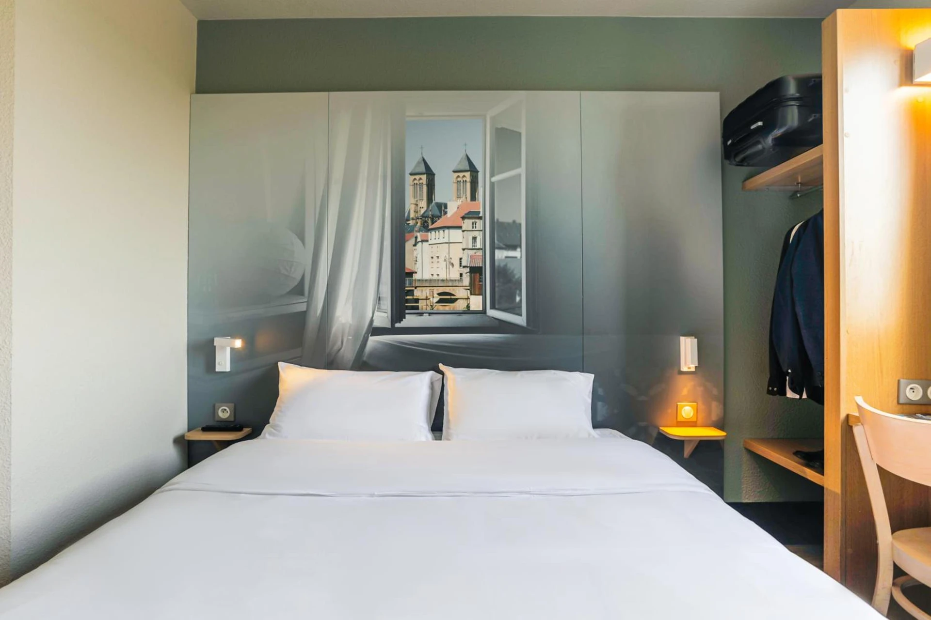 Chambre disponible pour un séminaire d'entreprise à B&B HOTEL Metz Semécourt - Semécourt