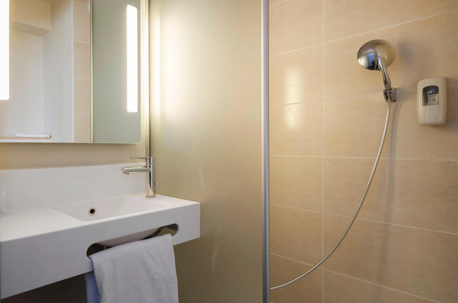 Lieu convivial pour un séminaire d'entreprise à B&B HOTEL Montargis-Amilly - Amilly - En savoir plus 