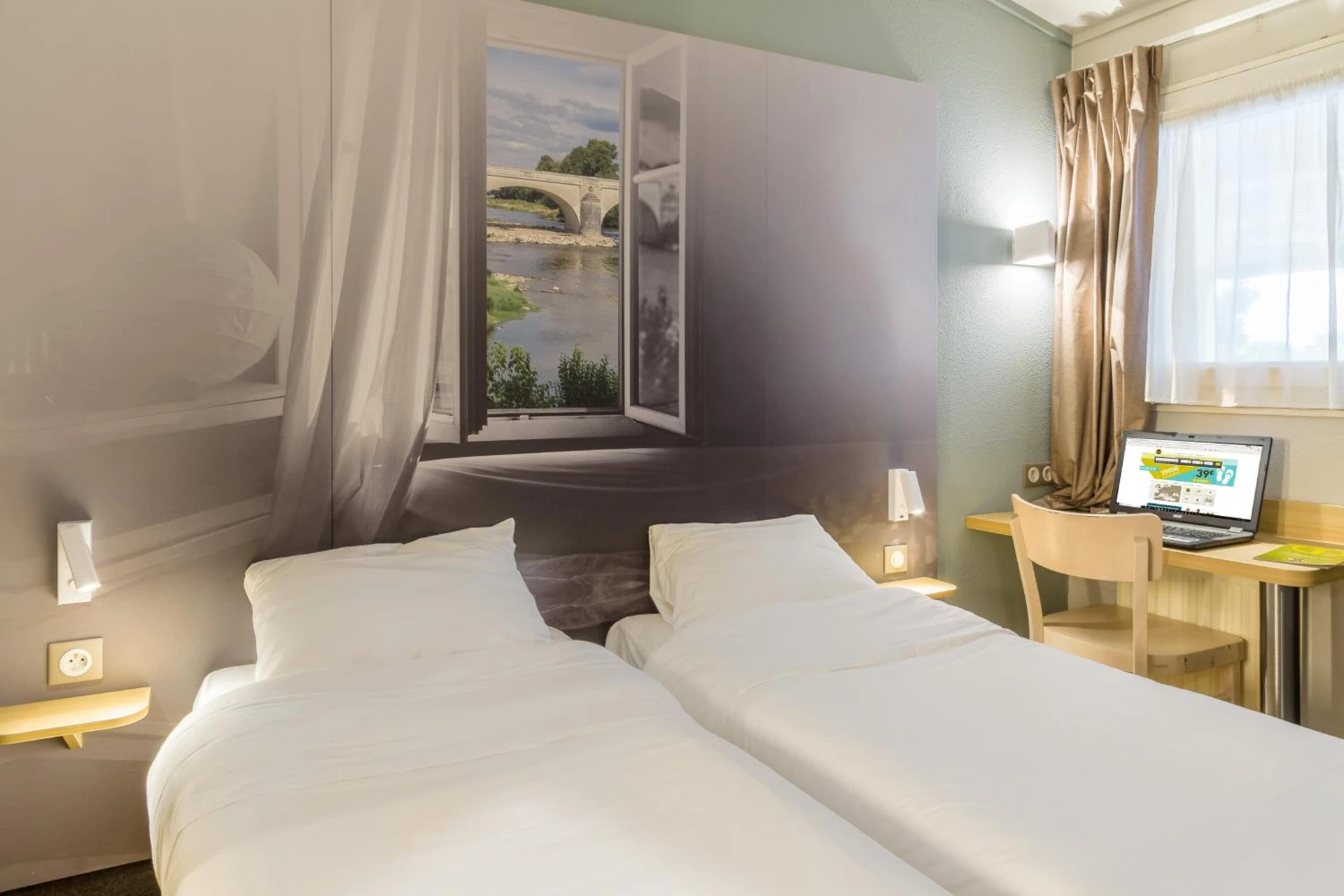 Chambre disponible pour un séminaire d'entreprise à B&B HOTEL Montauban - Montauban