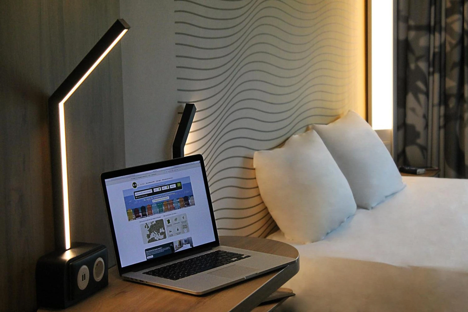 Ambiance de travail pour séminaire d'entreprise à B&B HOTEL NANTERRE Rueil-Malmaison - Nanterre