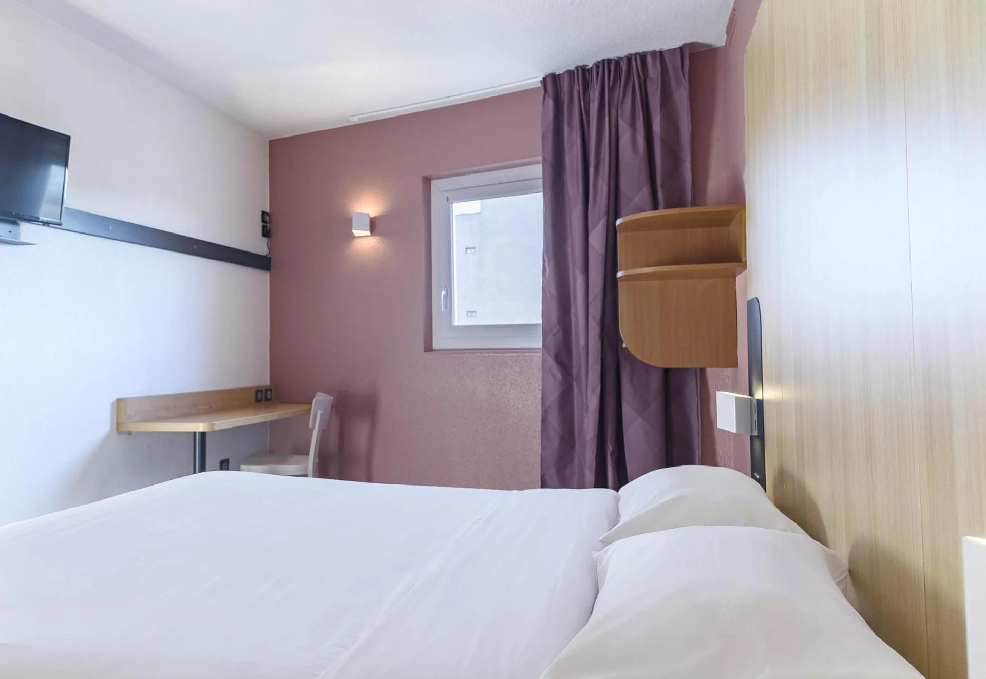 Organiser un séminaire d'entreprise : B&B HOTEL Nîmes Centre Arènes à nimes