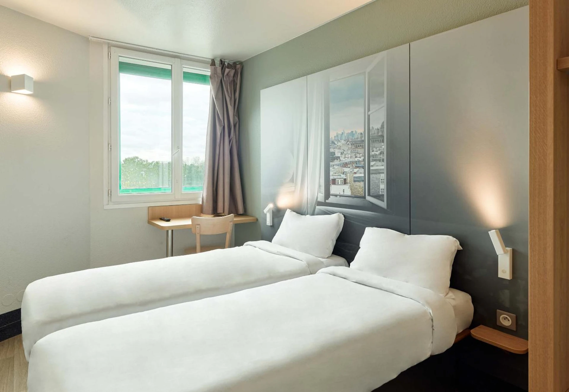 Magnifique chambre pour un séminaire d'entreprise à B&B HOTEL Orly Rungis Aéroport 2 étoiles - Rungis