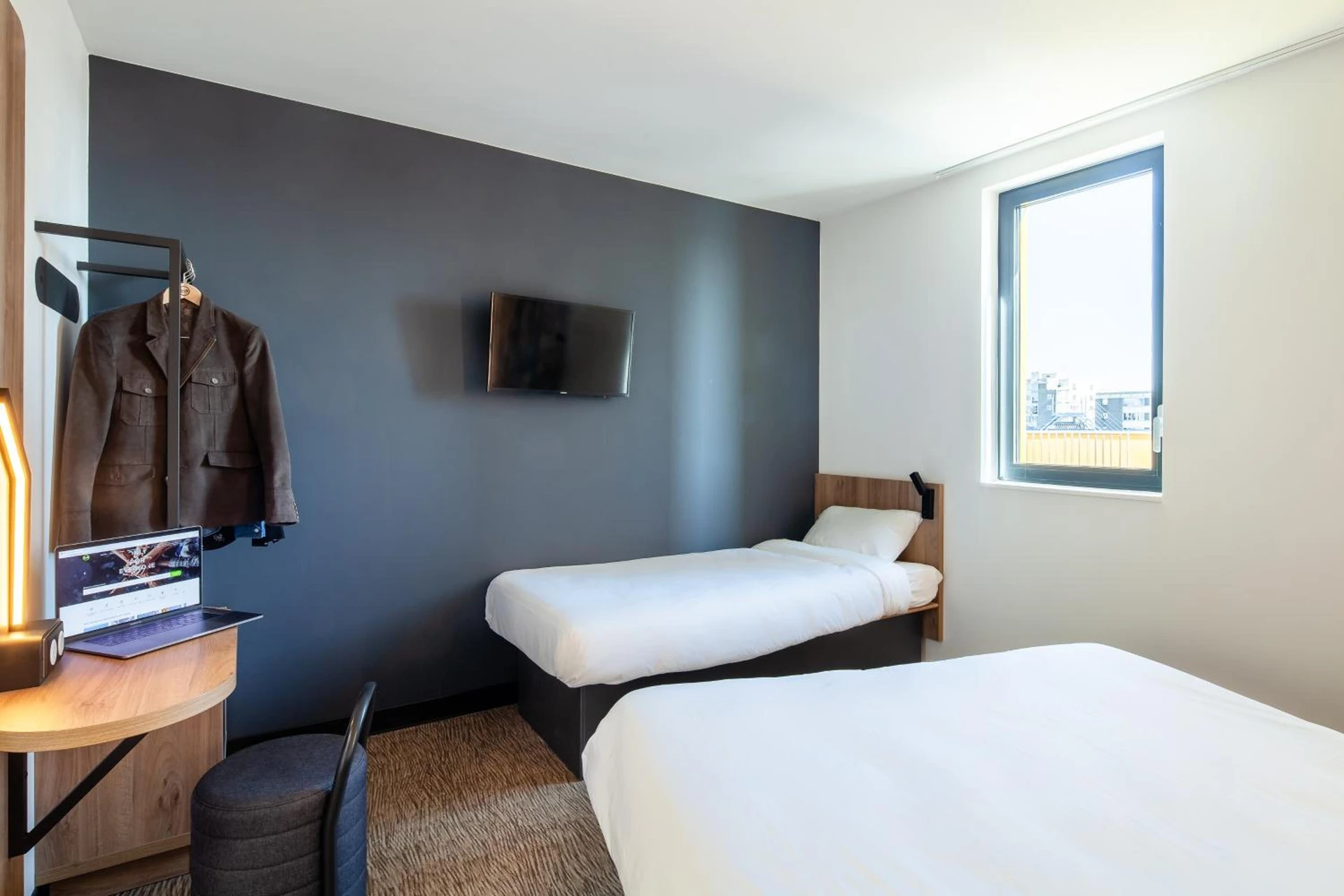 Chambre disponible pour un séminaire d'entreprise à B&B HOTEL Paris Porte de Bagnolet - Bagnolet