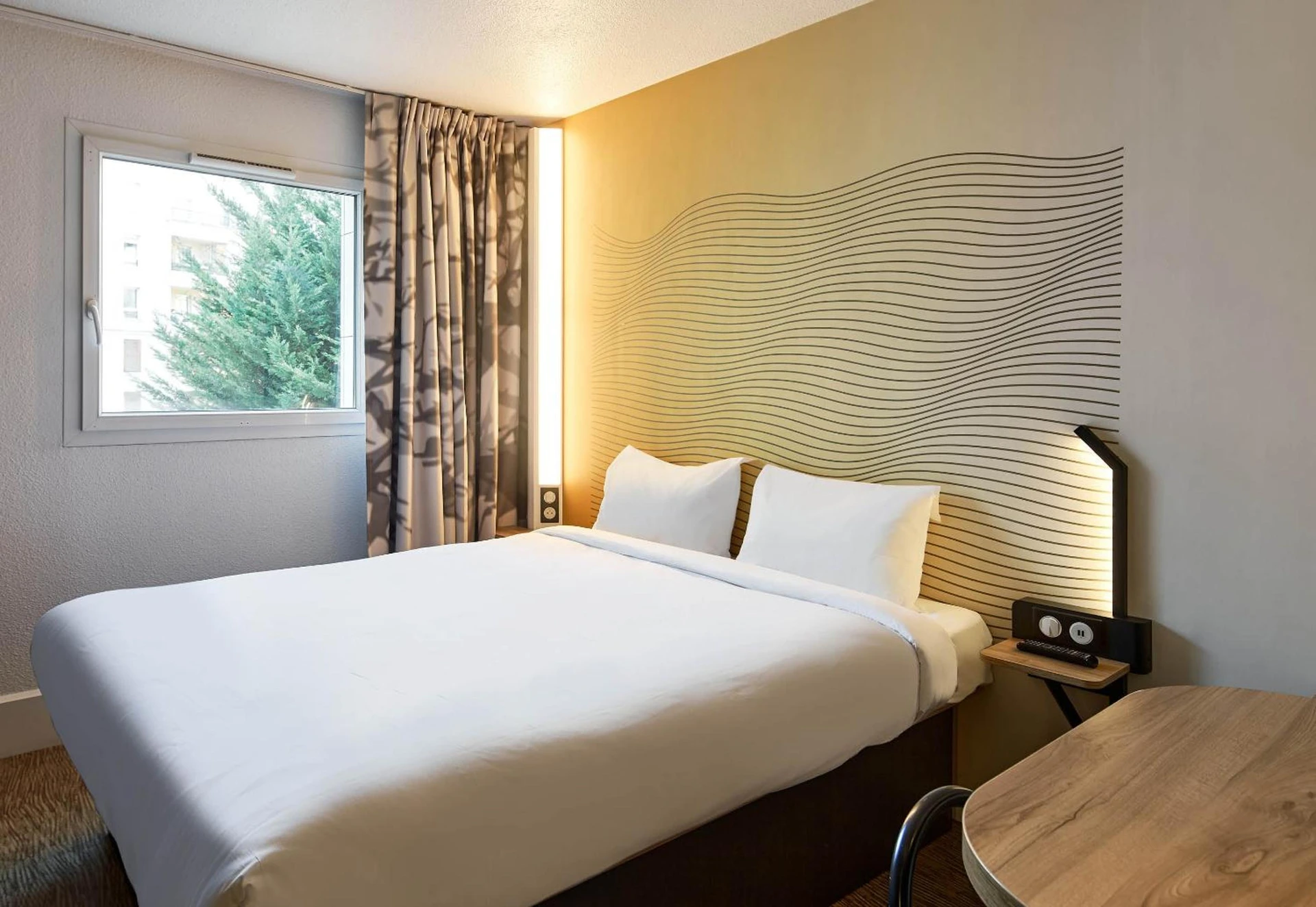 Magnifique chambre pour un séminaire d'entreprise à B&B HOTEL Paris Saint-Denis Pleyel - Saint-Denis
